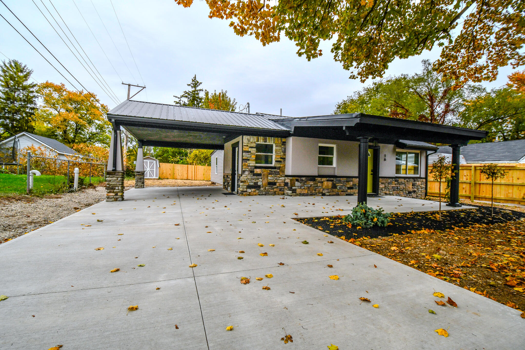 16 Laurel Road, Medway, Ohio 45341