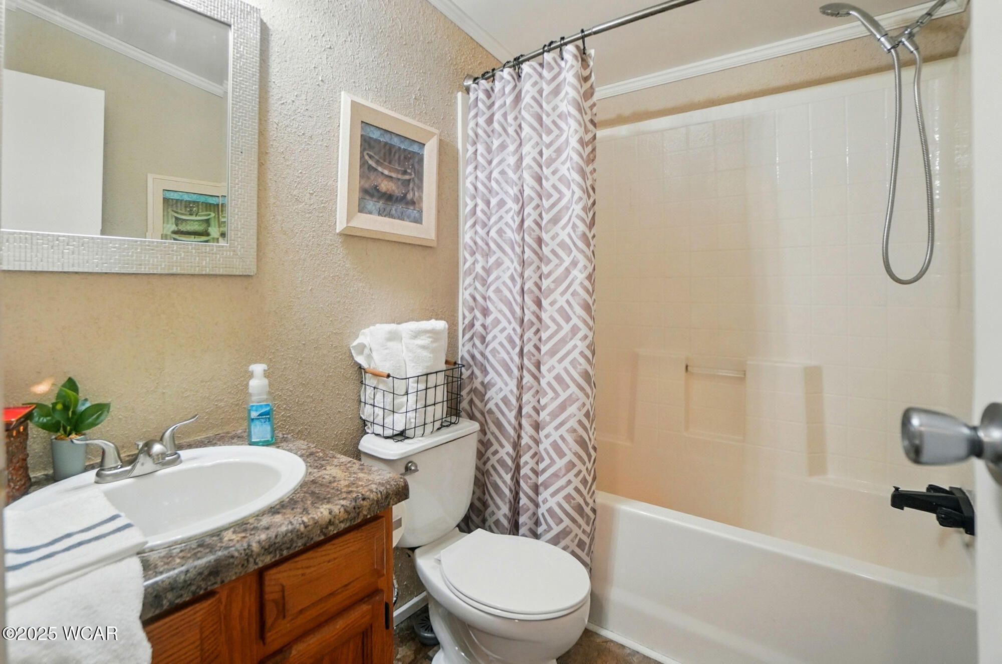 3370 Johnston Road, Harrod, Ohio