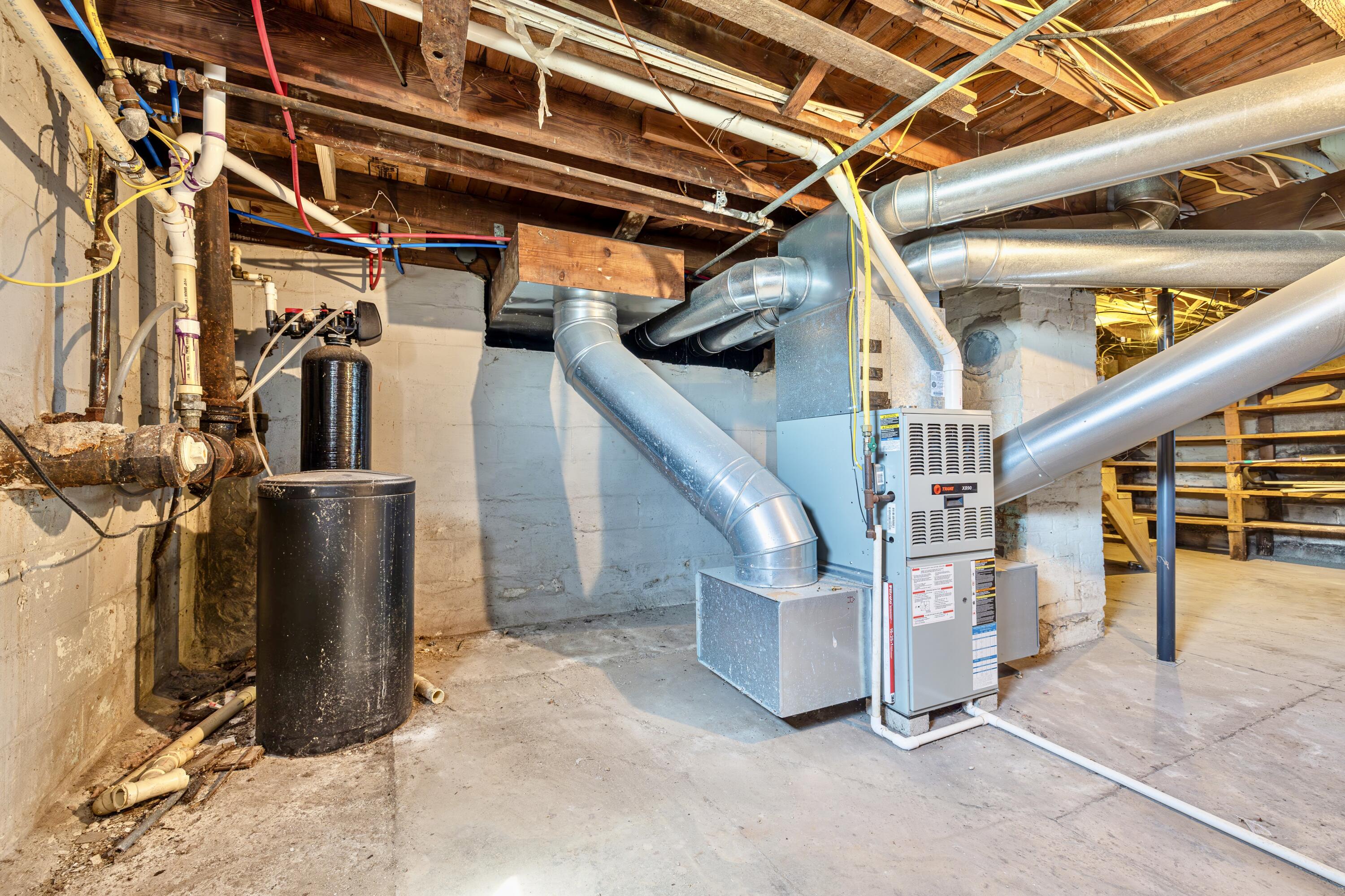 301 State Street, Belle Center, Ohio 43310