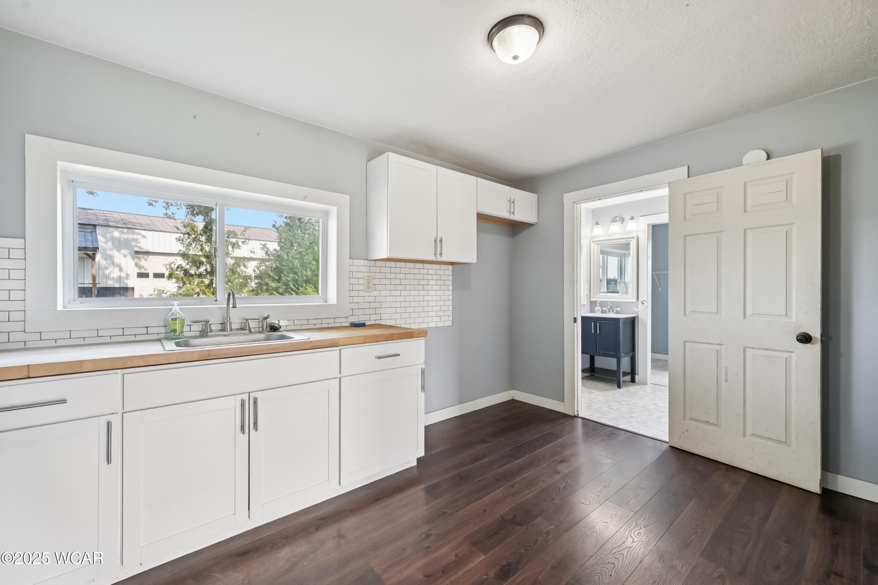 25883 Lunda Road, West Mansfield, Ohio