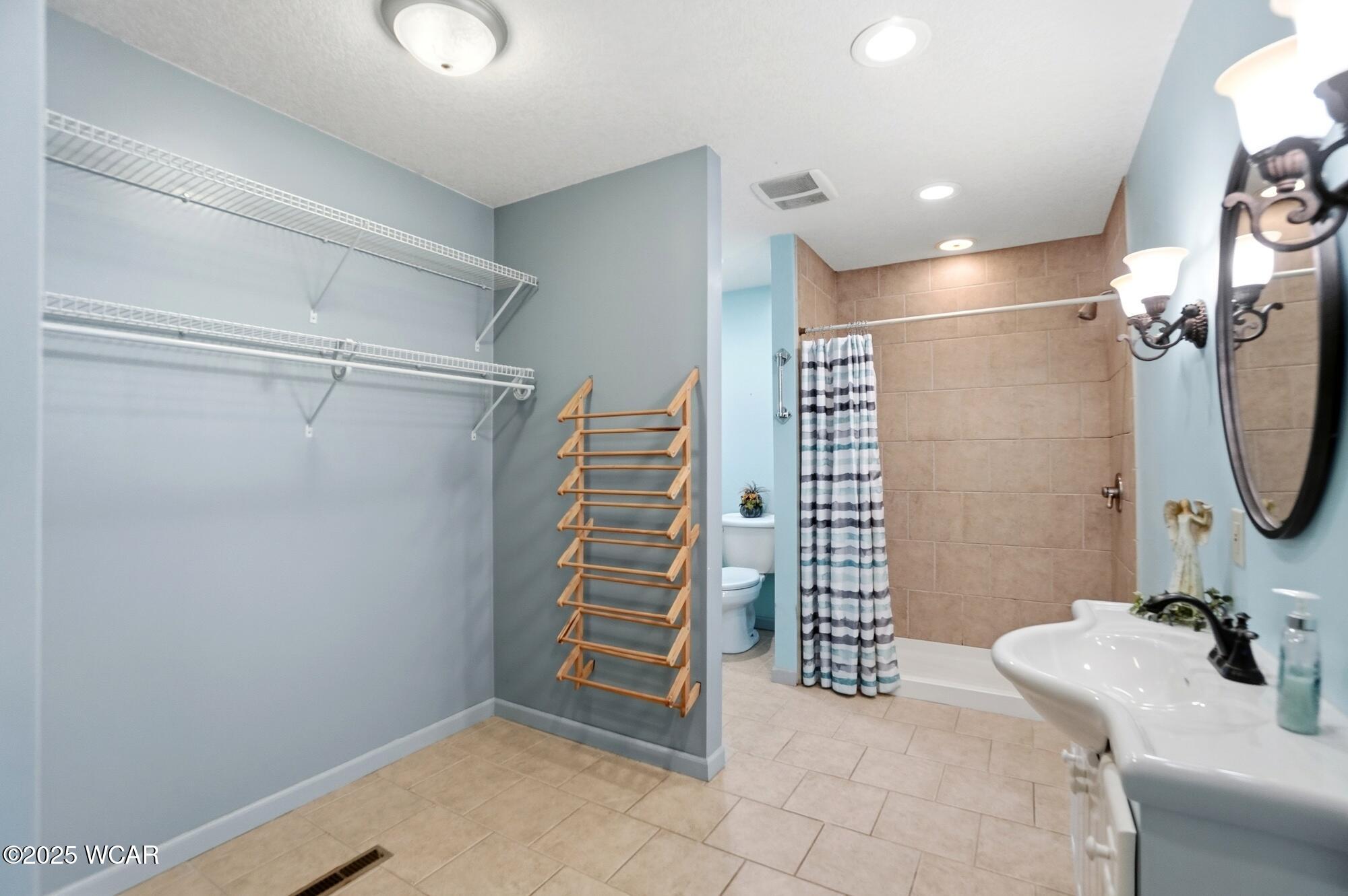 676 Cortlandt Avenue, Lima, Ohio