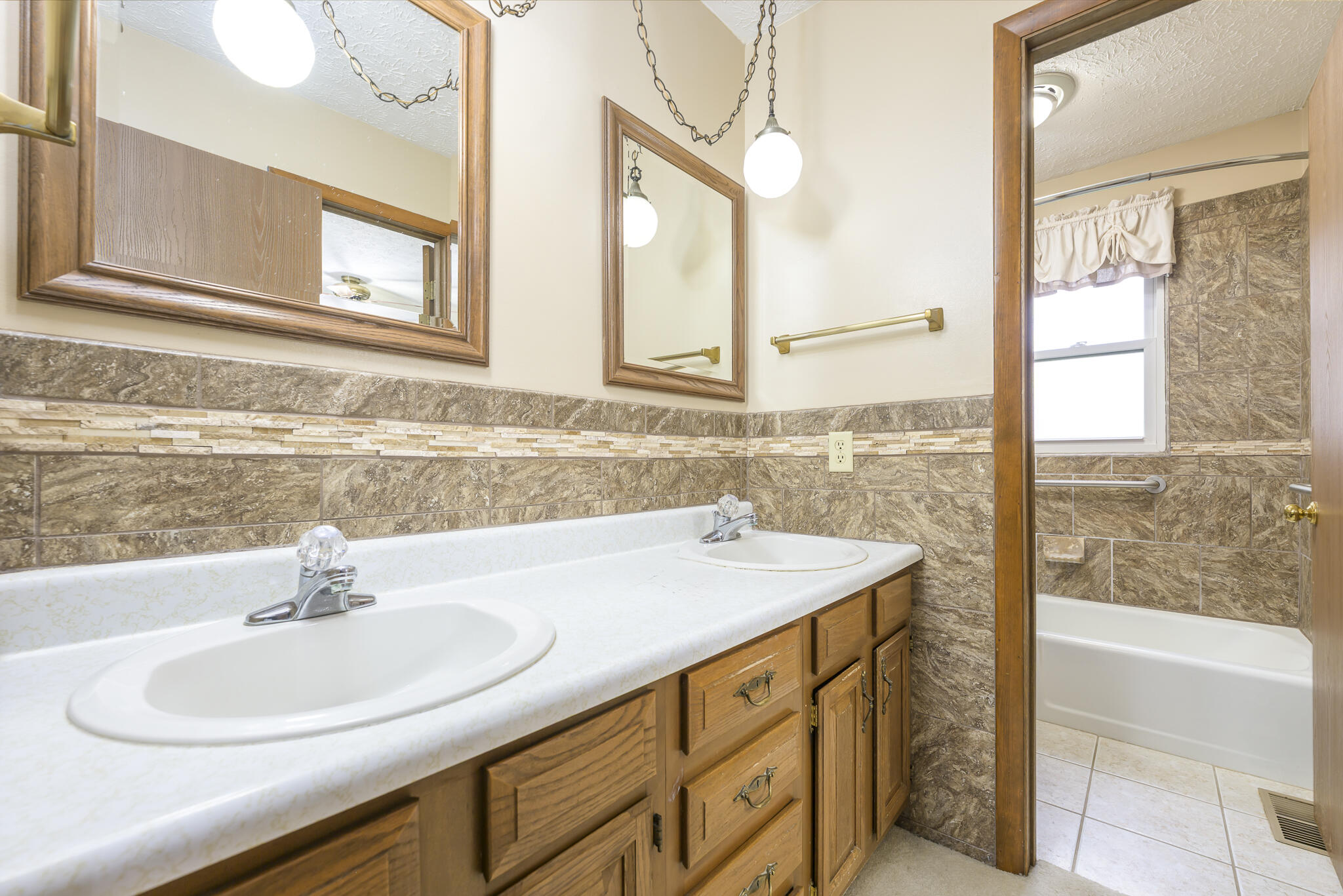 512 Newford Drive, Bellefontaine, Ohio 43311