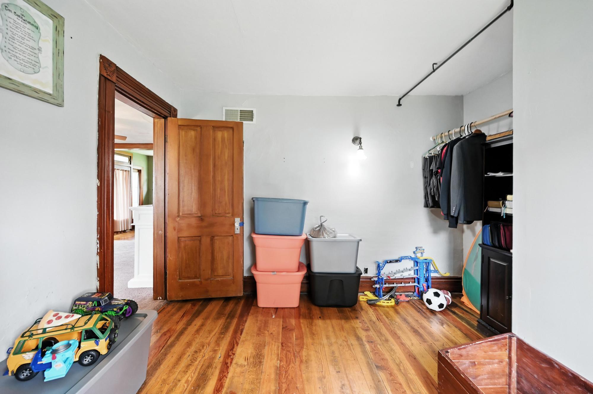 104 Railroad Street, Middle Point, Ohio 45863