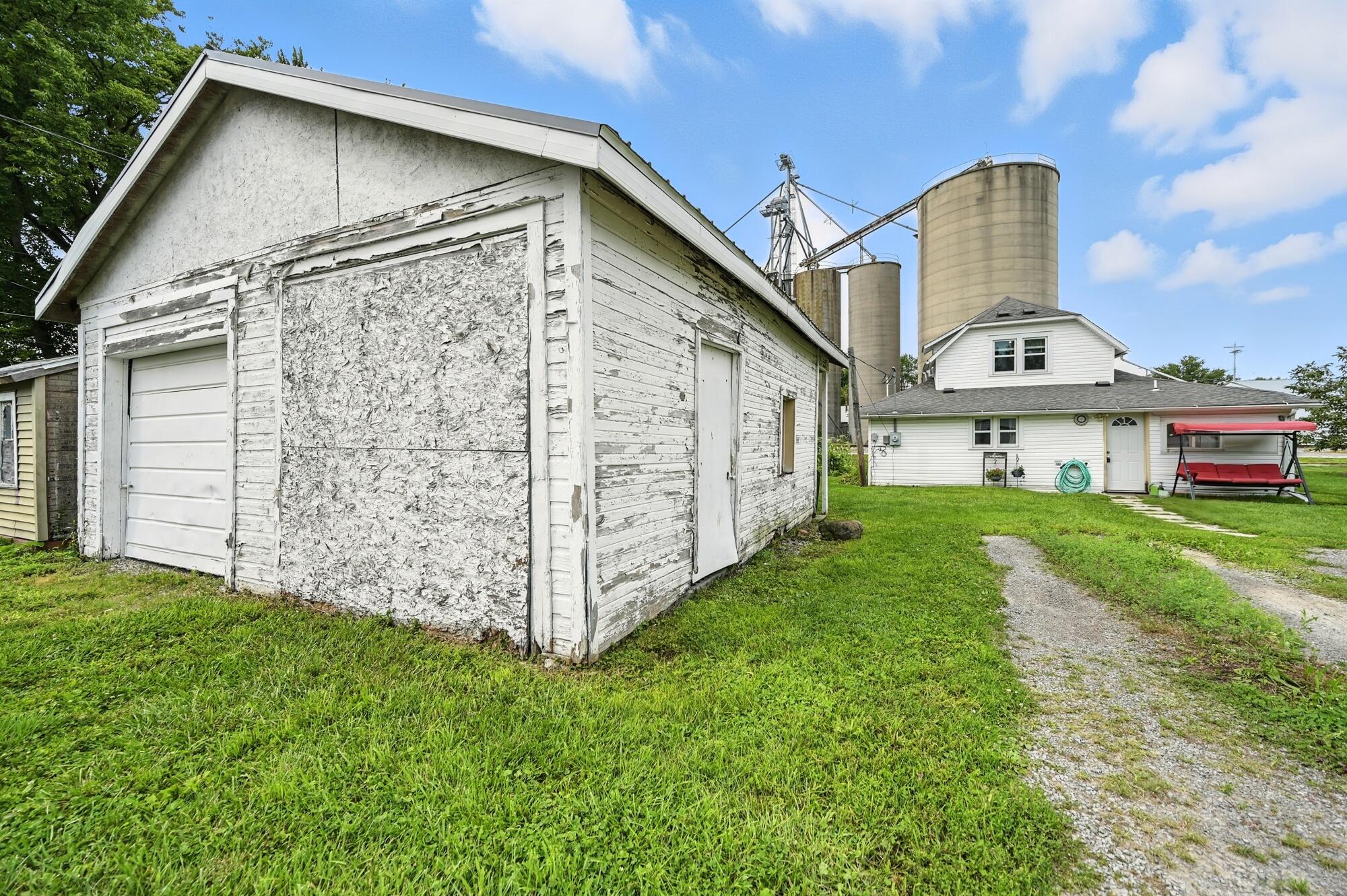 104 Railroad Street, Middle Point, Ohio 45863