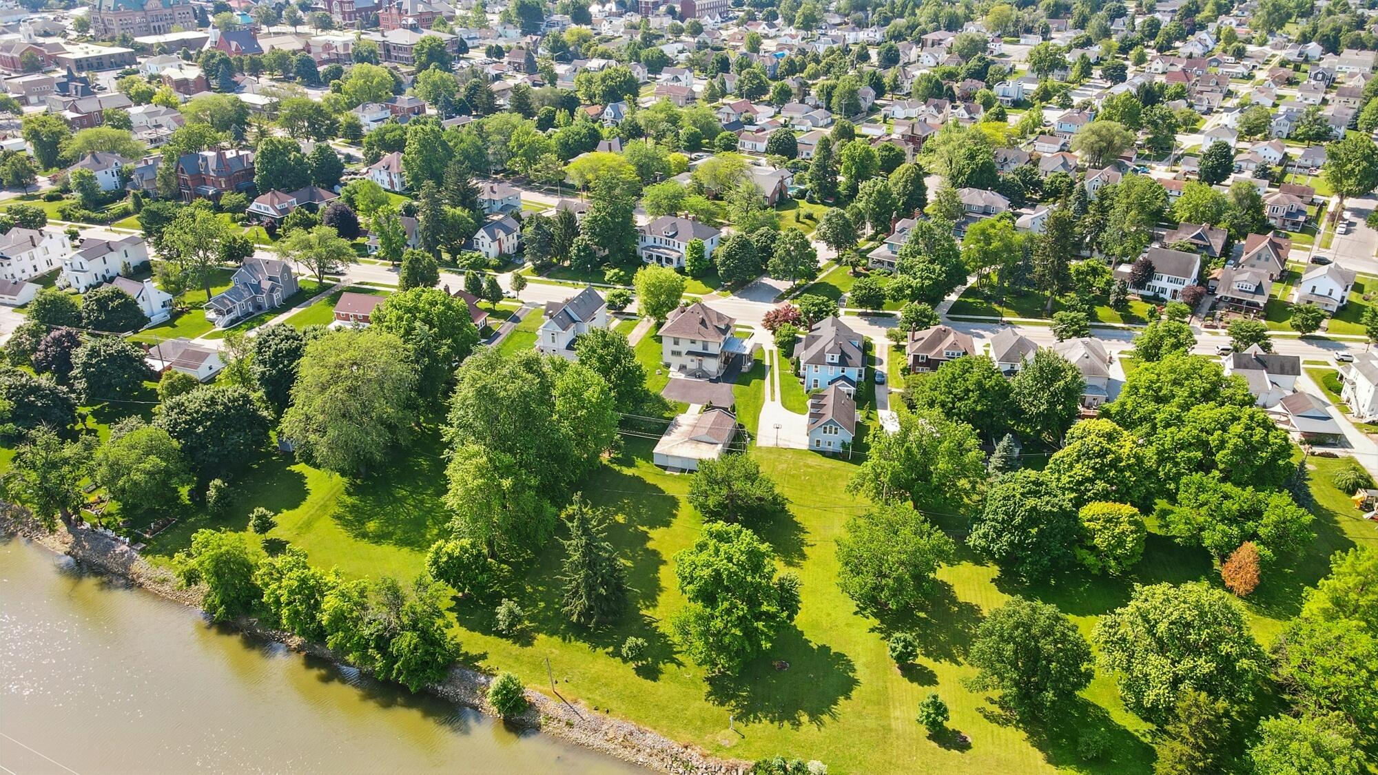 414 Auglaize Street, Wapakoneta, Ohio 45895