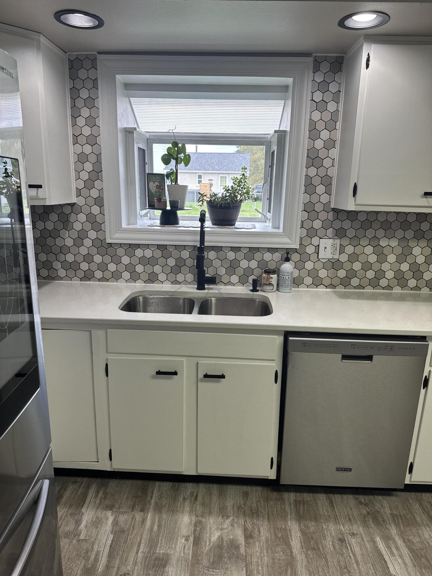 1001 Imperial Boulevard, Springfield, Ohio 45503