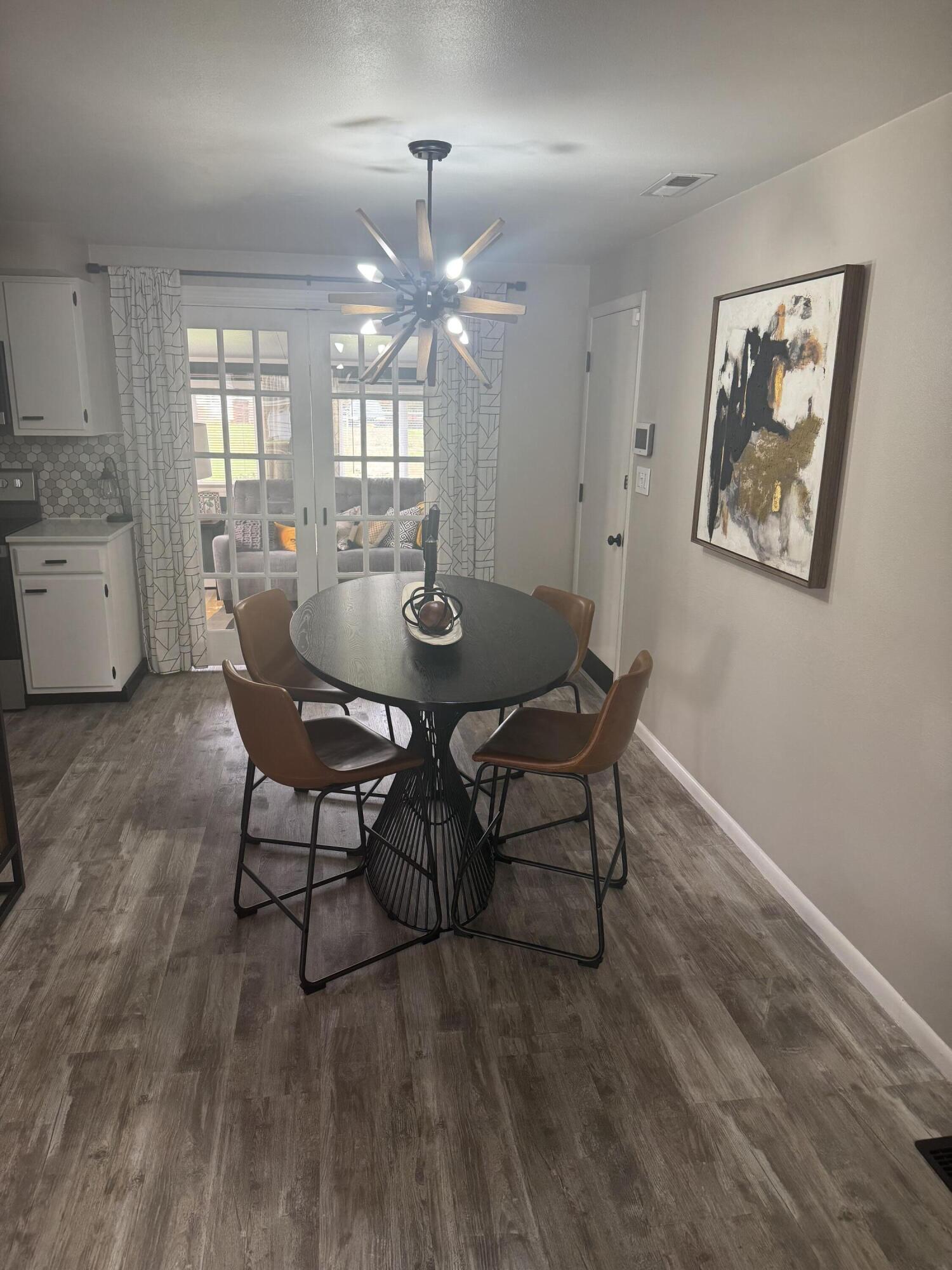 1001 Imperial Boulevard, Springfield, Ohio 45503