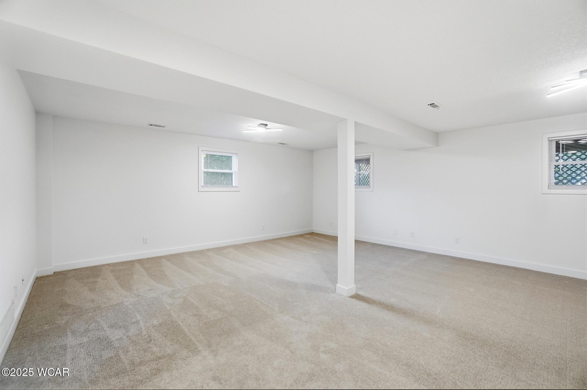 906 Aster Drive, Wapakoneta, Ohio