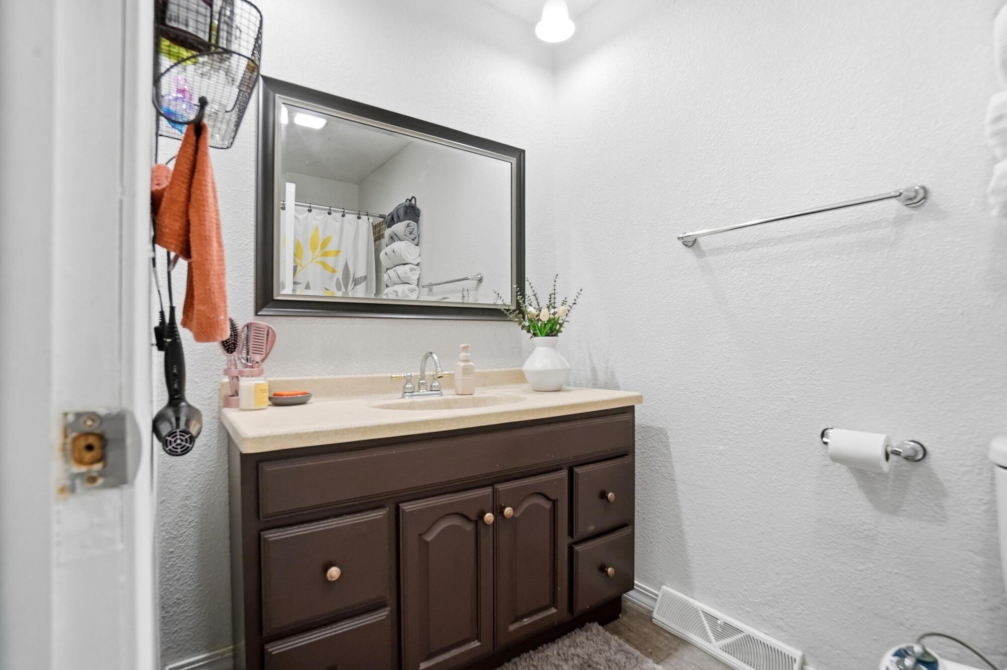 3680 Yoakam Road, Lima, Ohio 45806