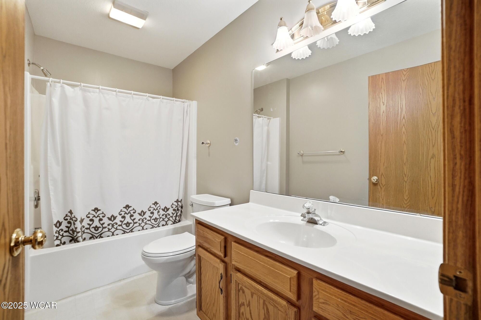 140 Hartford Court, Lima, Ohio