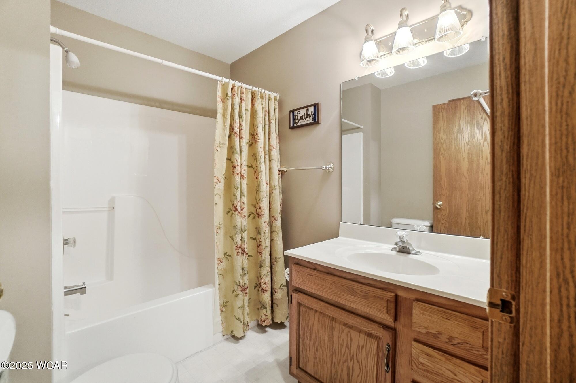 140 Hartford Court, Lima, Ohio