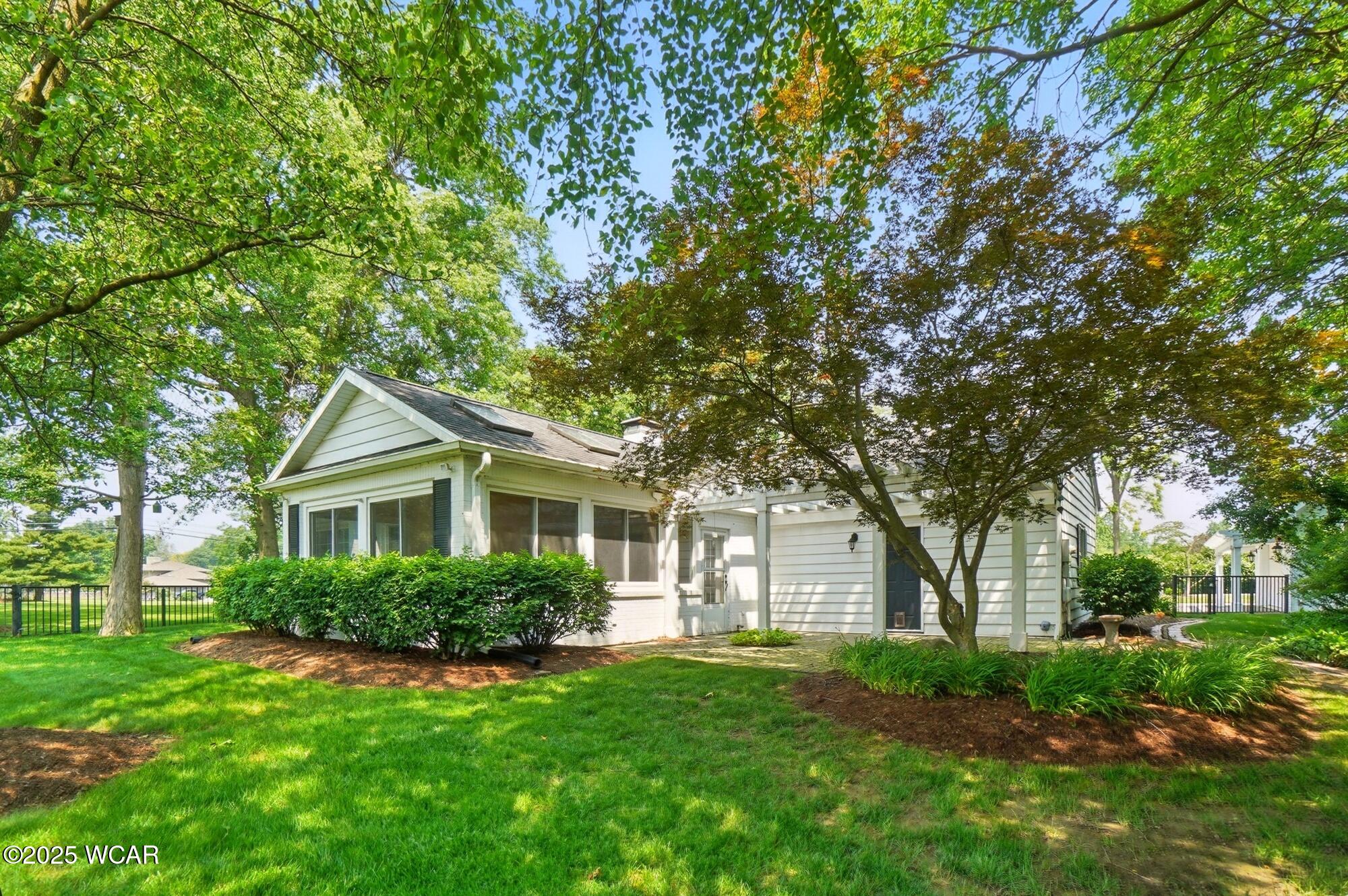 2297 June Drive, Lima, Ohio