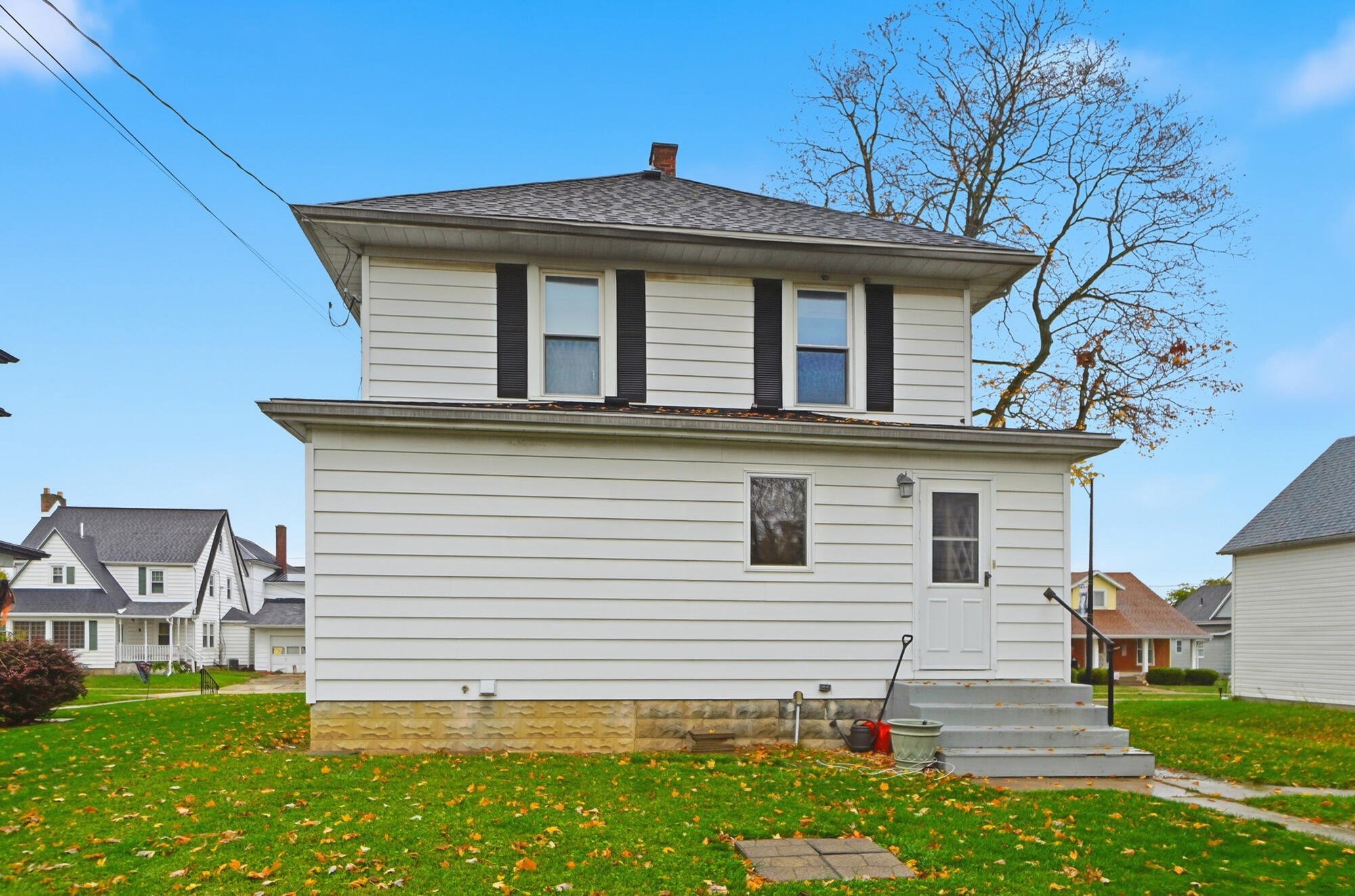307 Benton Street, Wapakoneta, Ohio 45895