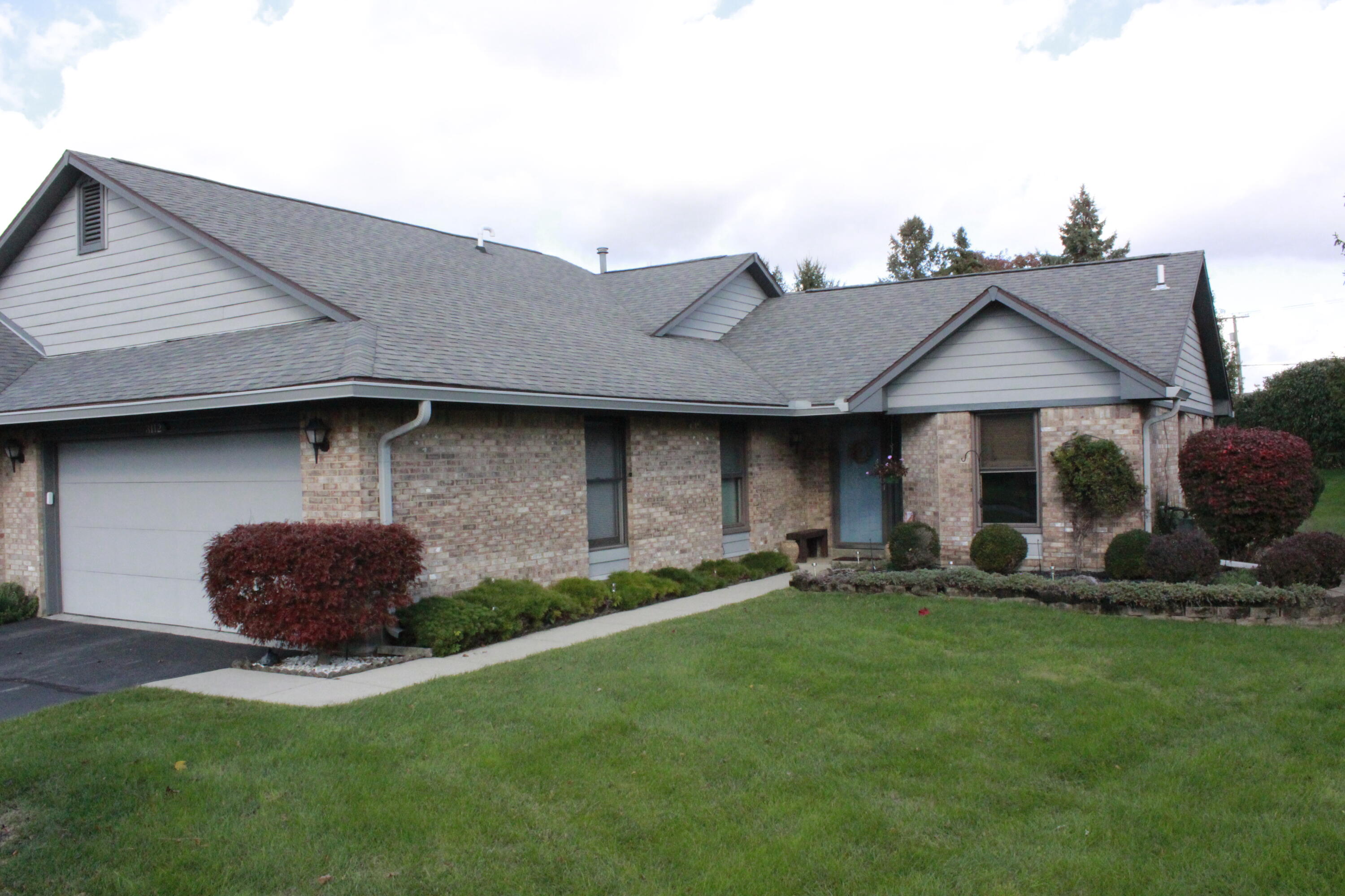 3112 Country Side Court, Springfield, Ohio 45503