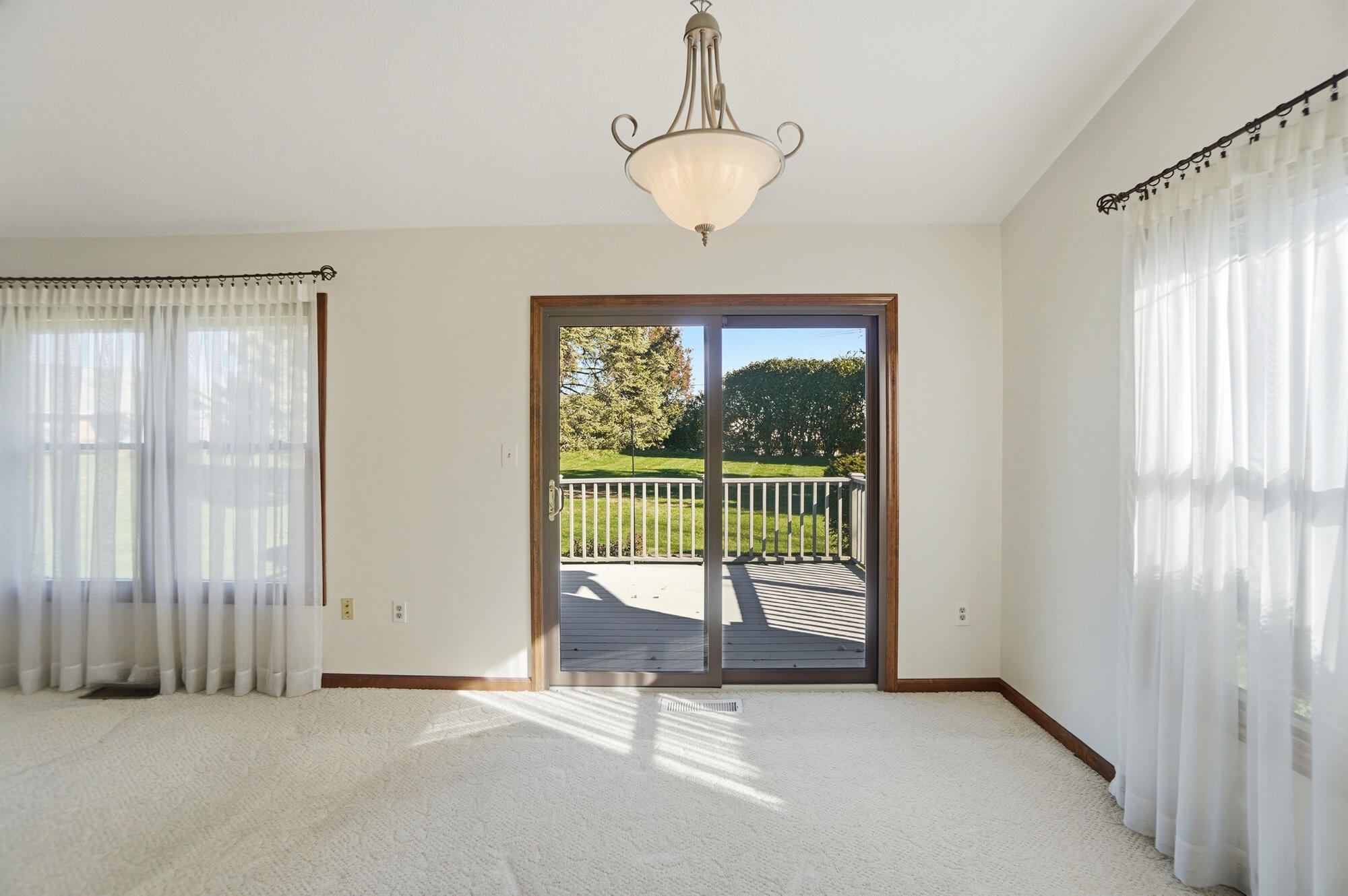 3112 Country Side Court, Springfield, Ohio 45503