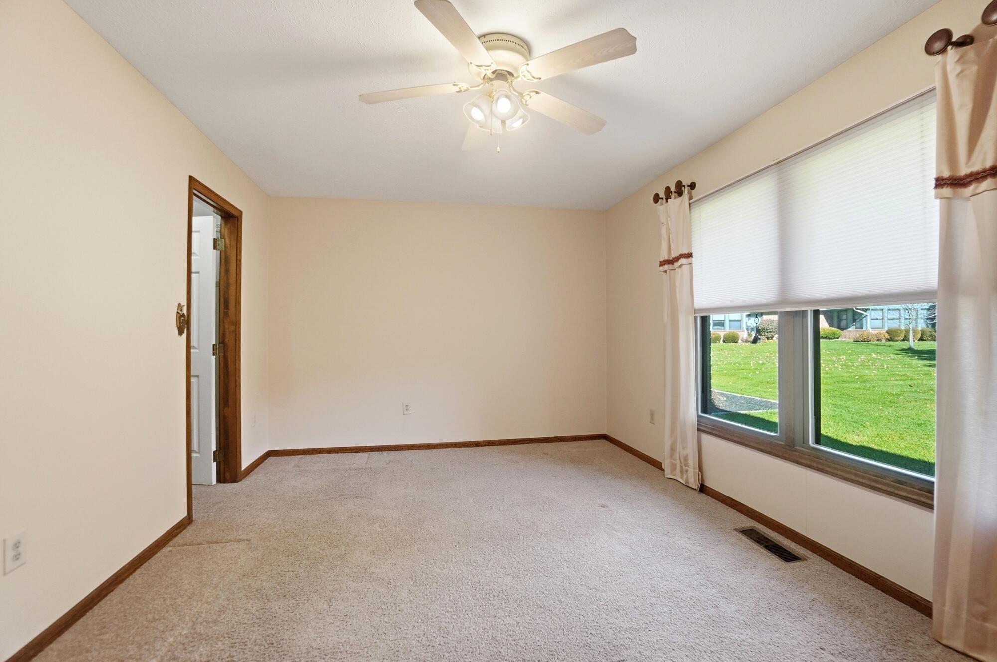 3112 Country Side Court, Springfield, Ohio 45503