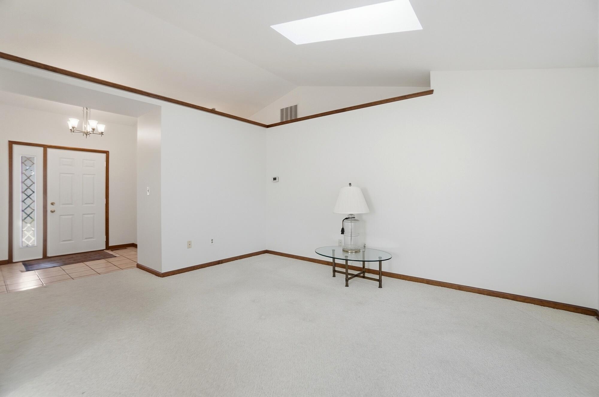 3112 Country Side Court, Springfield, Ohio 45503