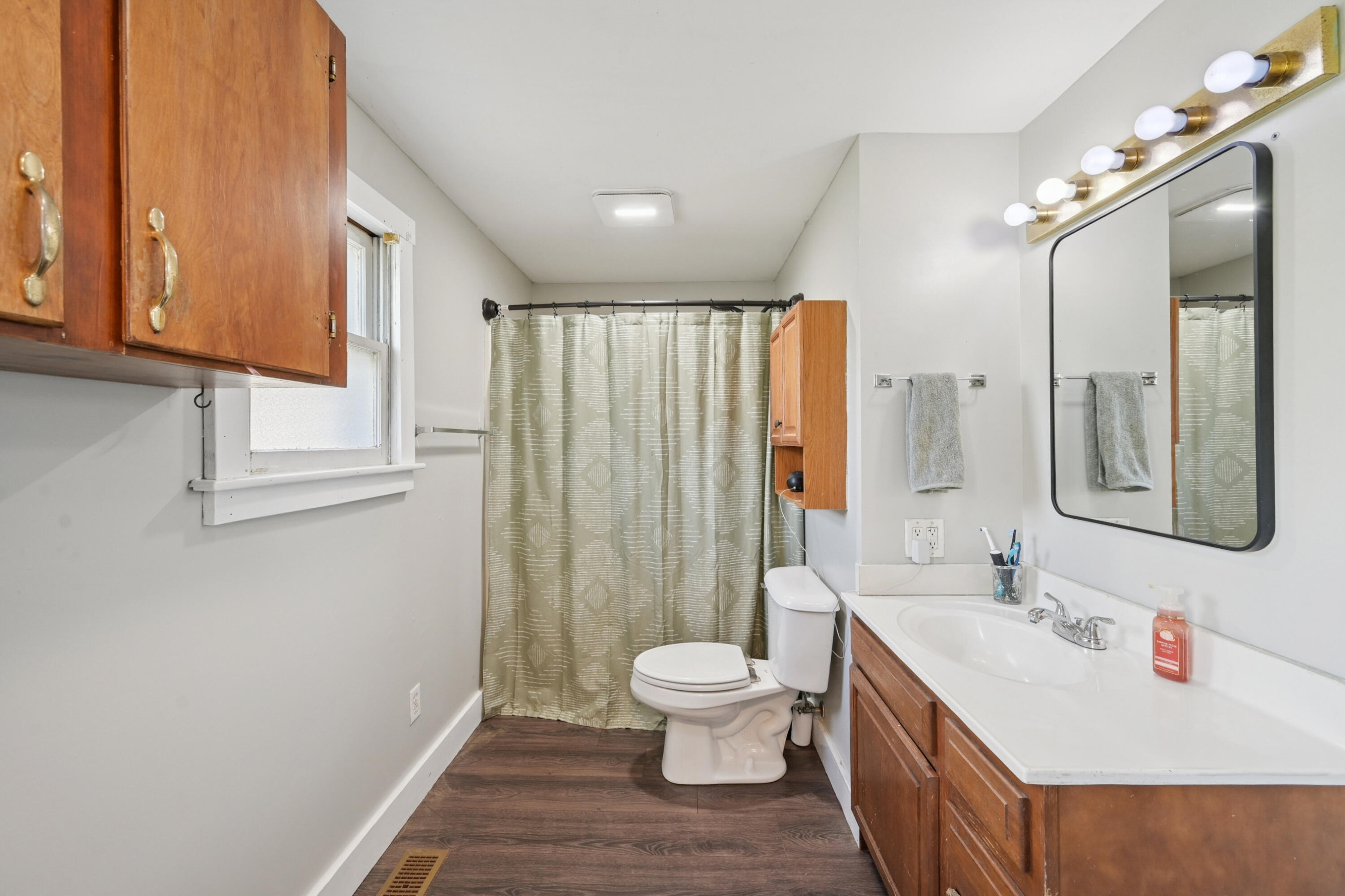 128 Bennett Street, Woodstock, Ohio 43084