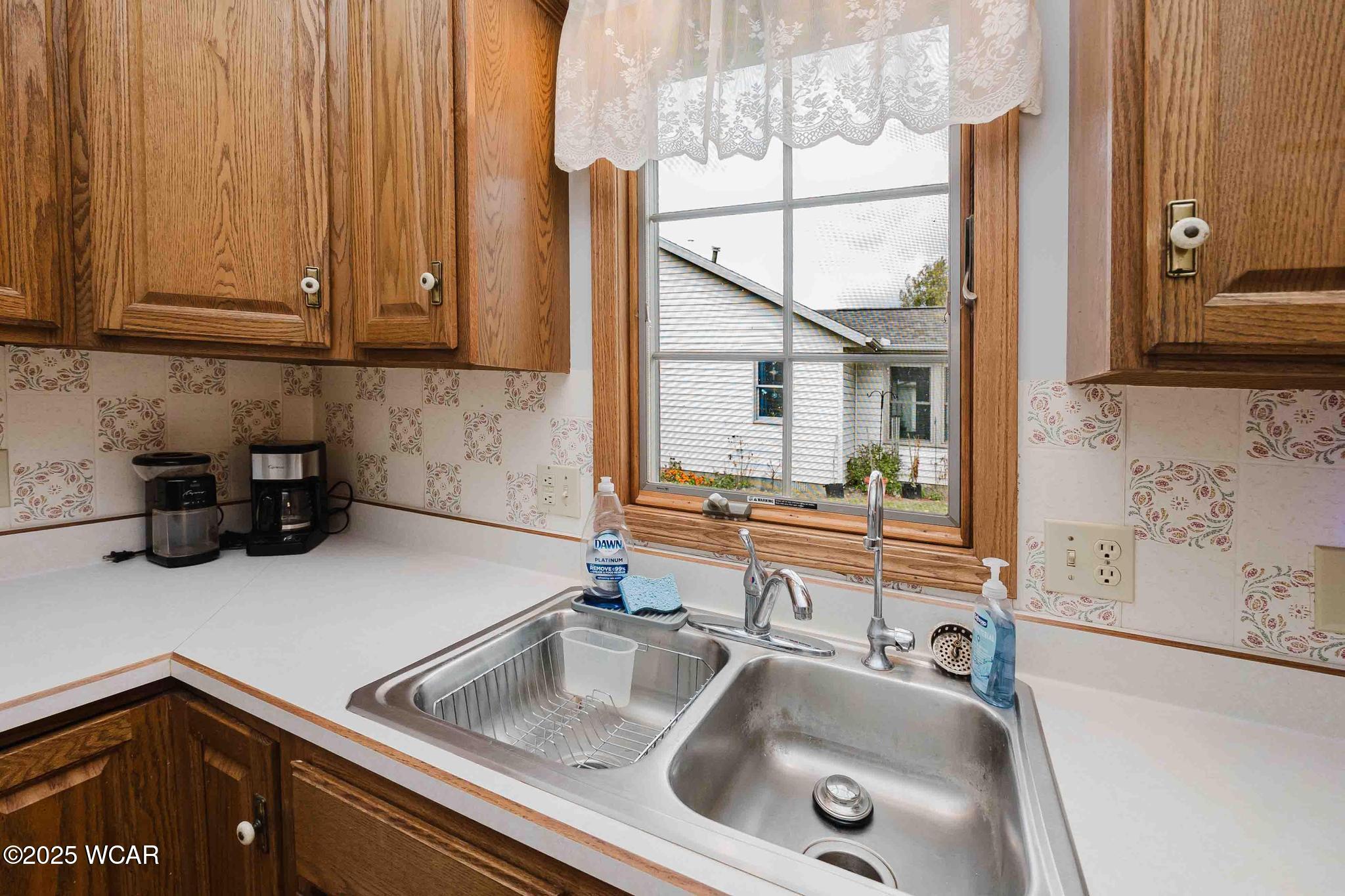 209 Willow Bend Drive, Columbus Grove, Ohio