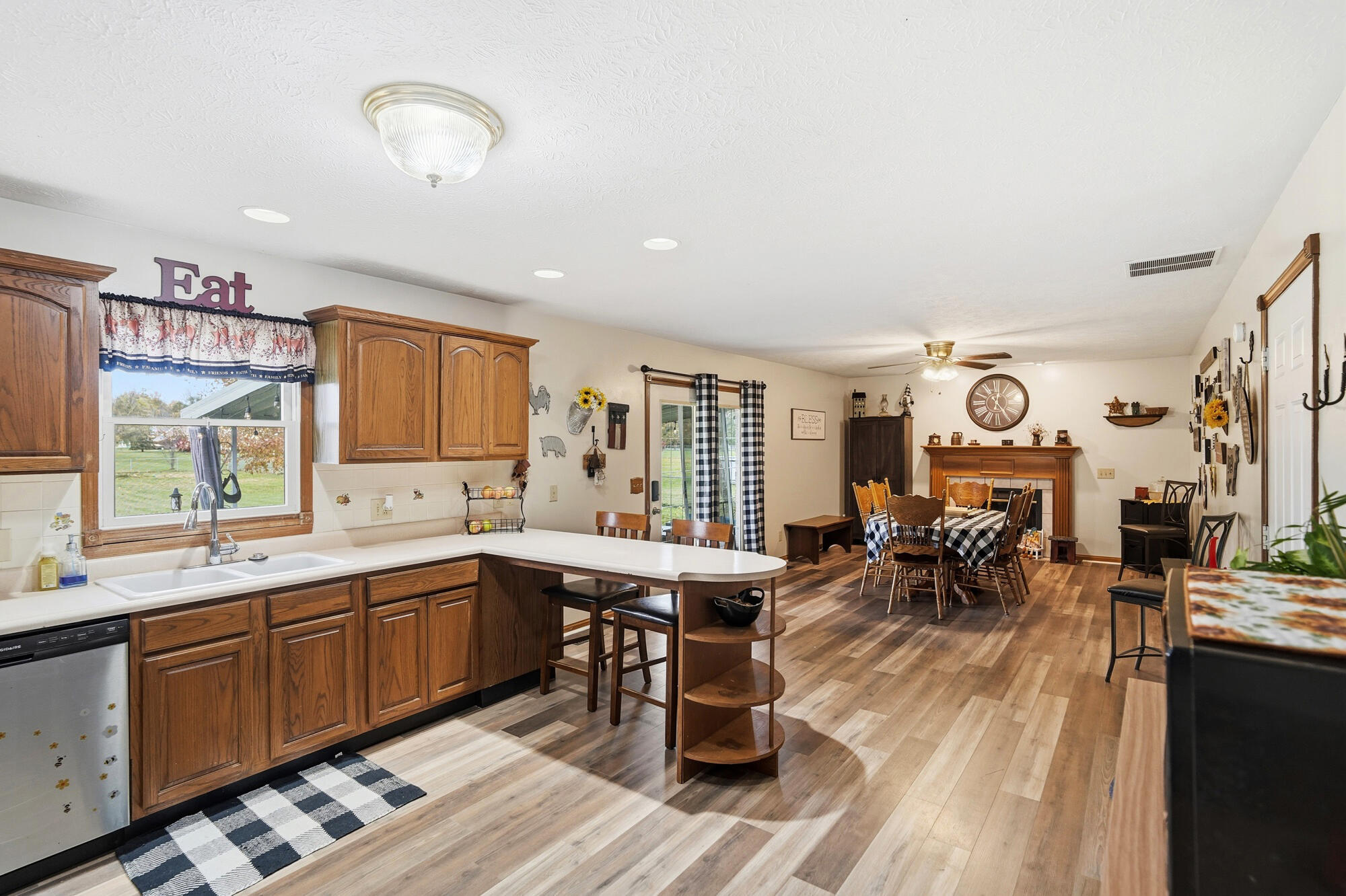 6258 Zachary Avenue, Springfield, Ohio 45502