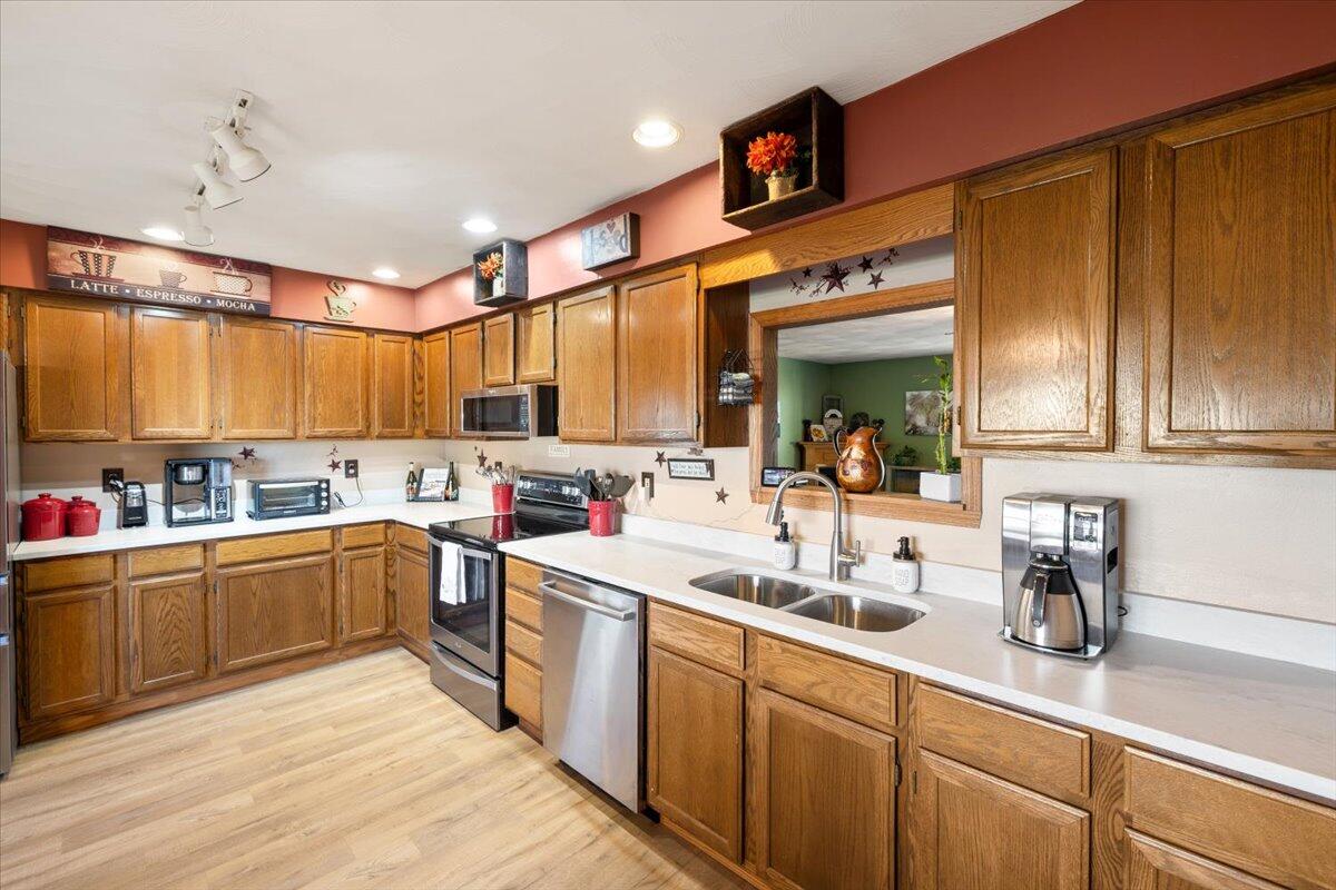 4737 Cottonville Road, Jamestown, Ohio 45335