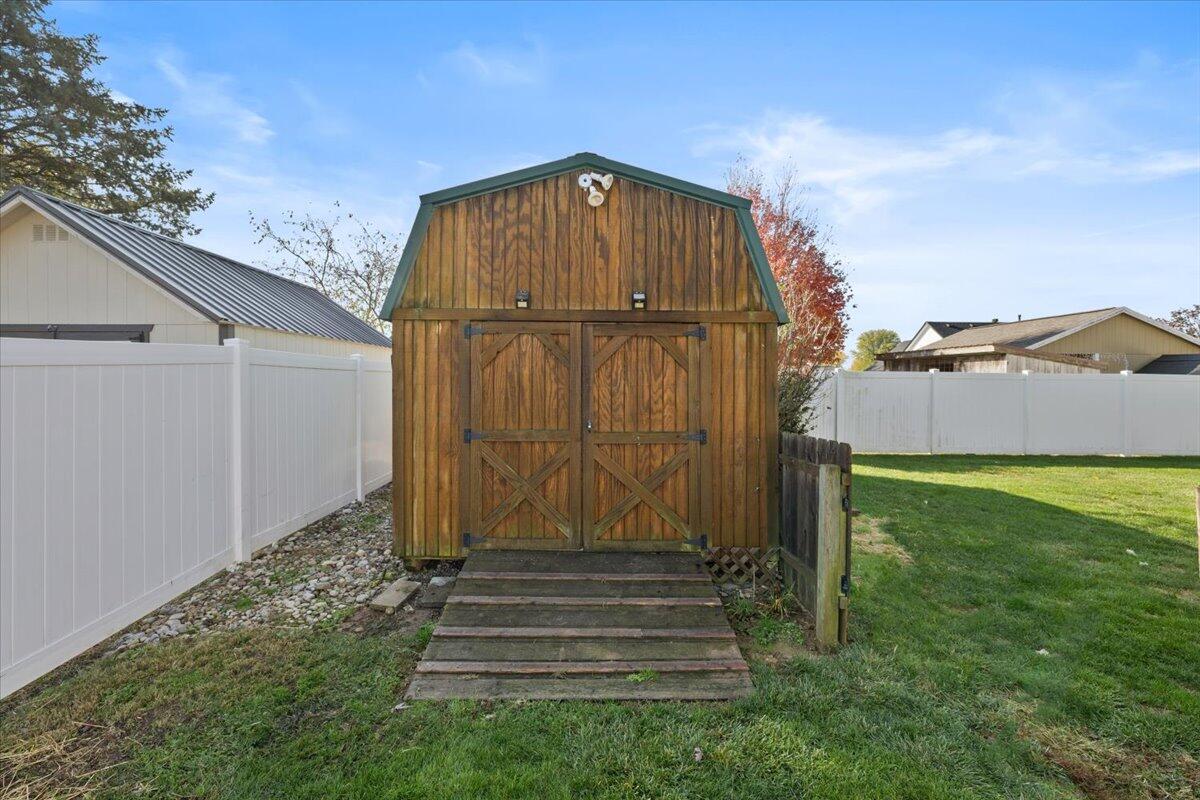 4737 Cottonville Road, Jamestown, Ohio 45335