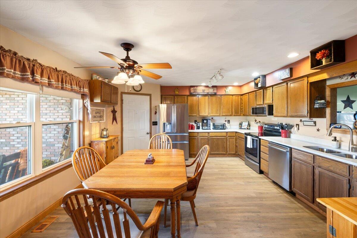 4737 Cottonville Road, Jamestown, Ohio 45335