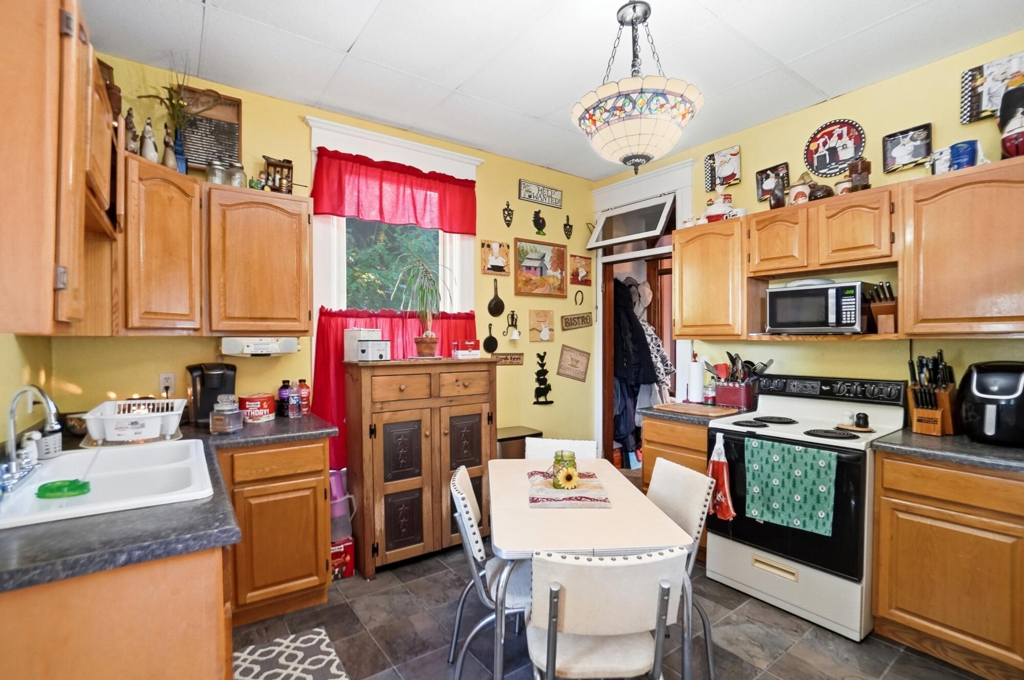 1023 Leland Avenue, Lima, Ohio 45805