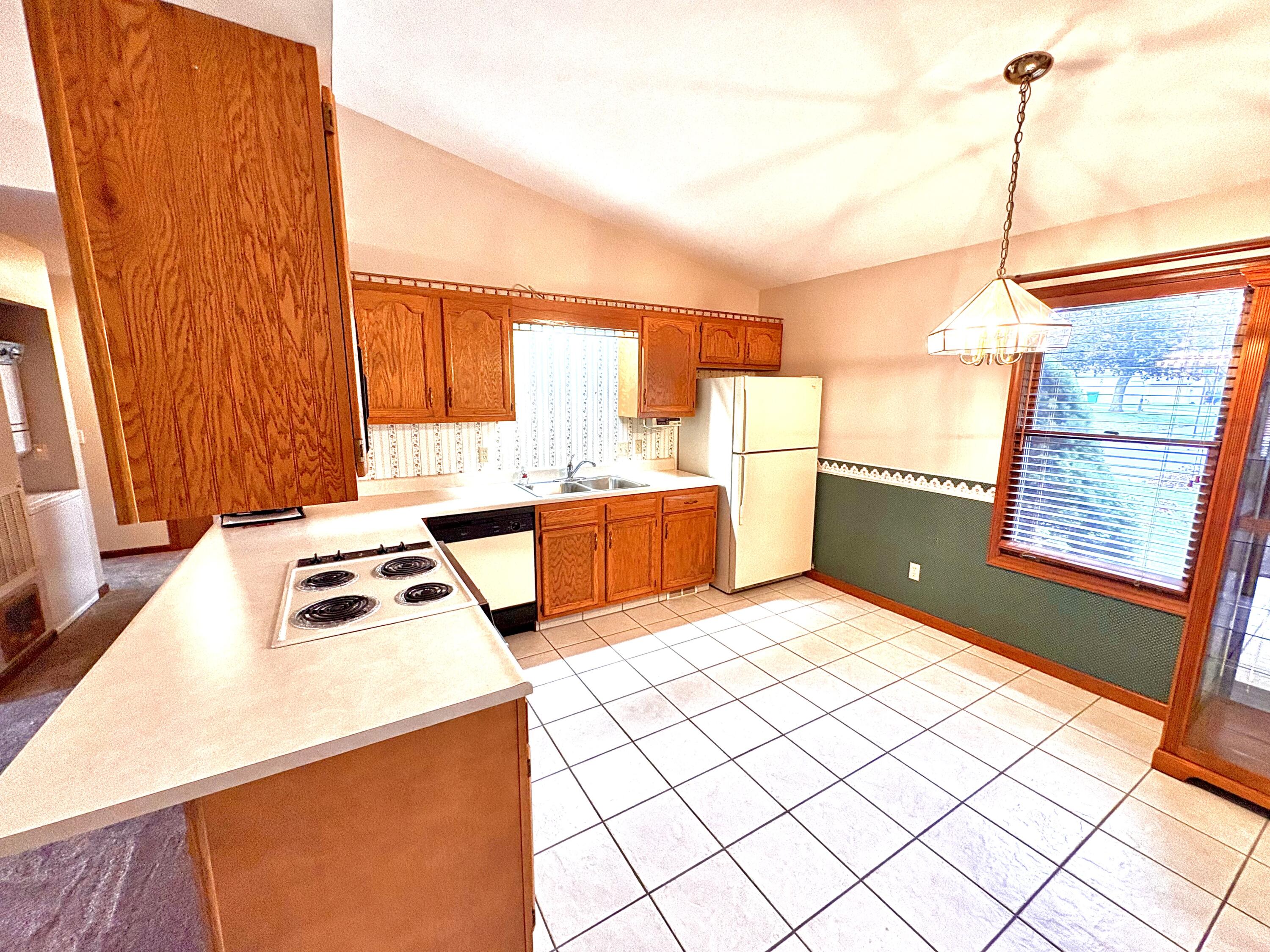 3805 Cambridge Place, Lima, Ohio 45804