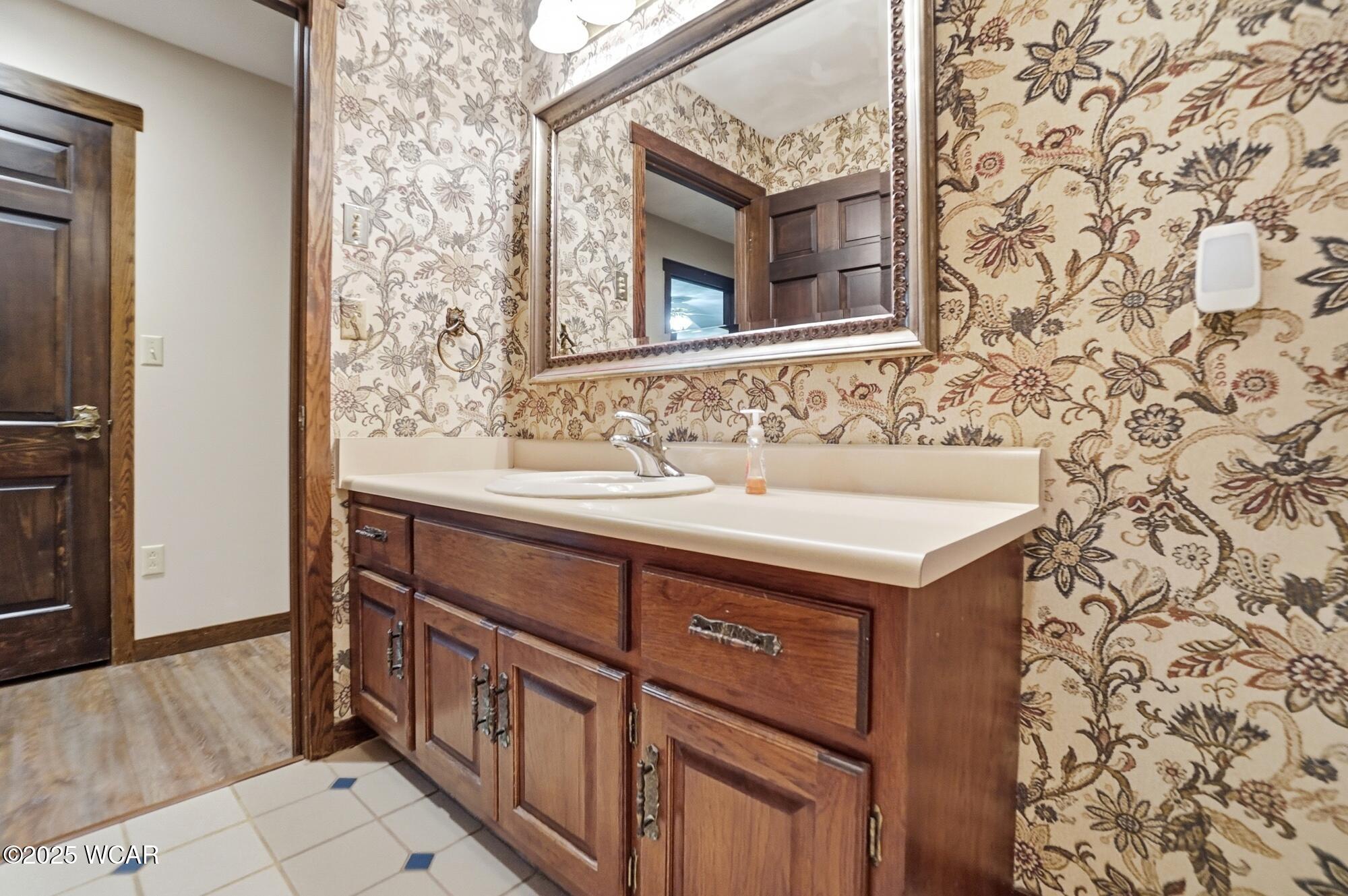 601 Warren Street, Wapakoneta, Ohio