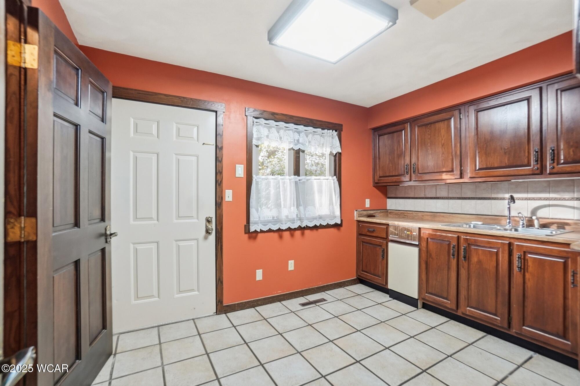 601 Warren Street, Wapakoneta, Ohio