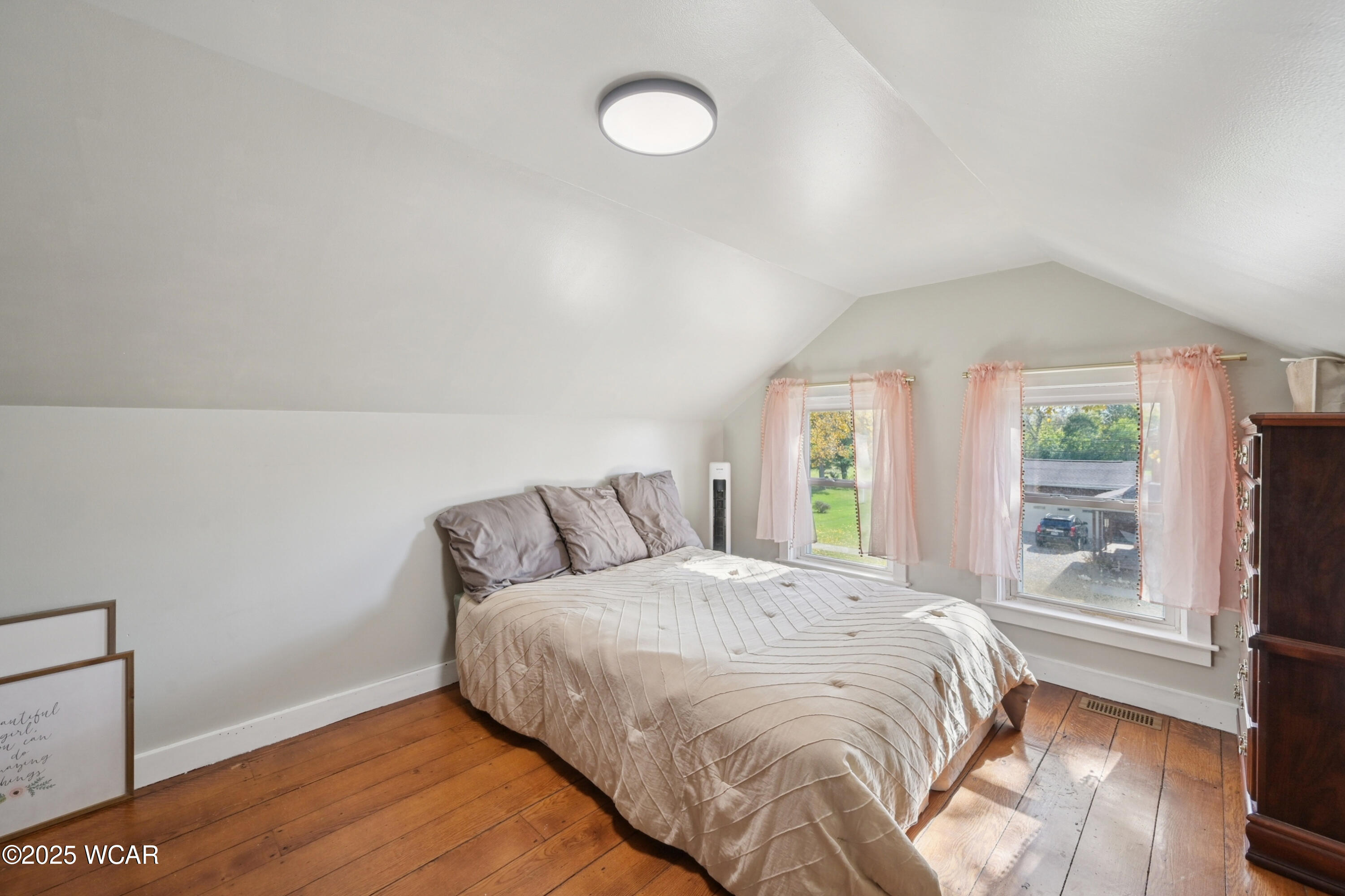 128 Bennett Street, Woodstock, Ohio