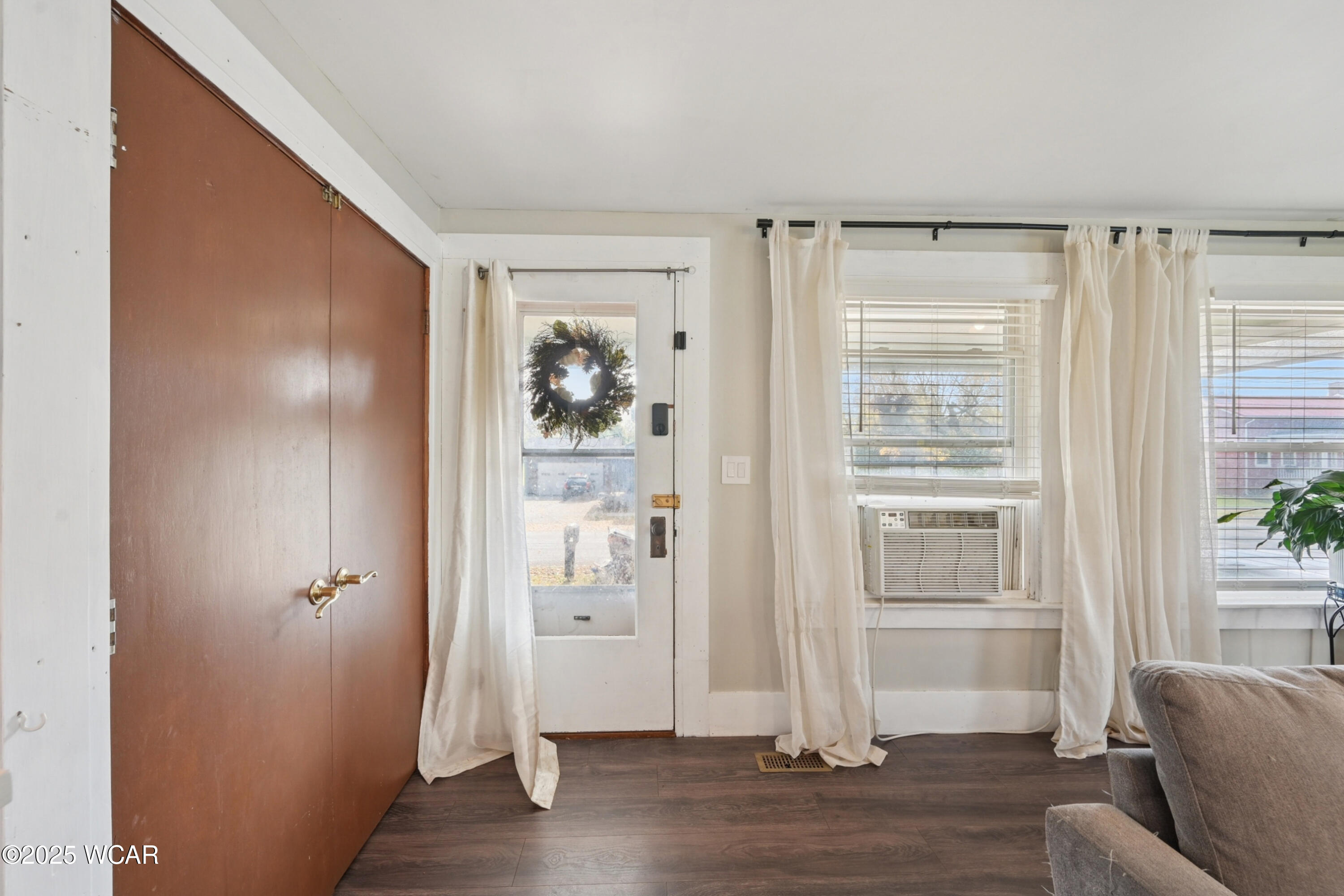 128 Bennett Street, Woodstock, Ohio