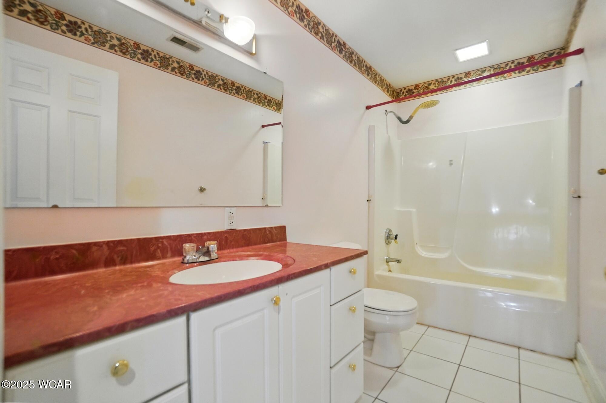 4475 Wintergreen Drive, Lima, Ohio