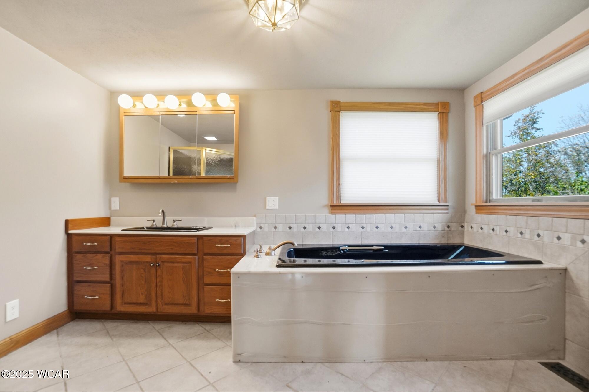 3330 Sunderland Road, Lima, Ohio