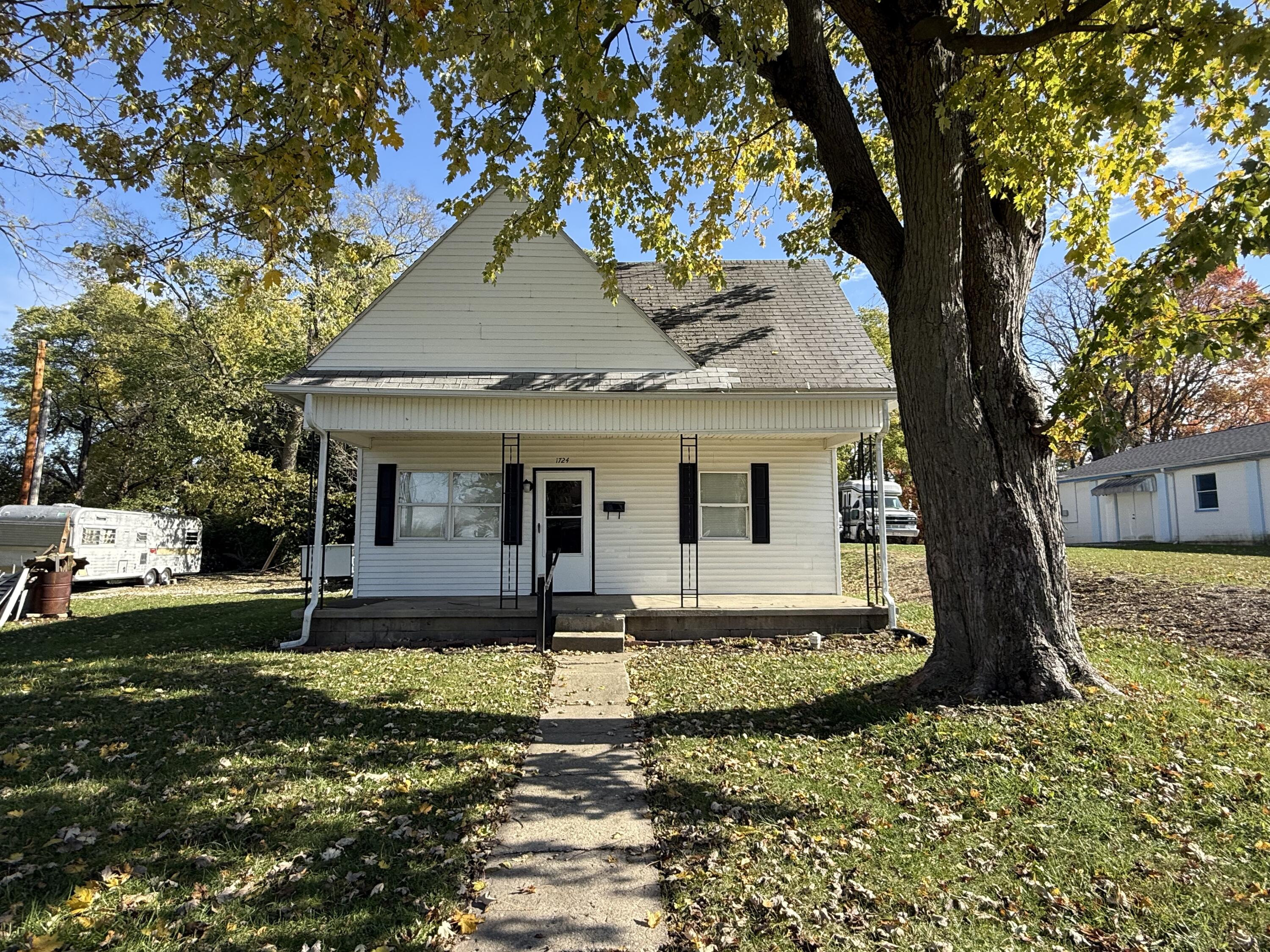 1724 Clay Street, Springfield, Ohio 45505