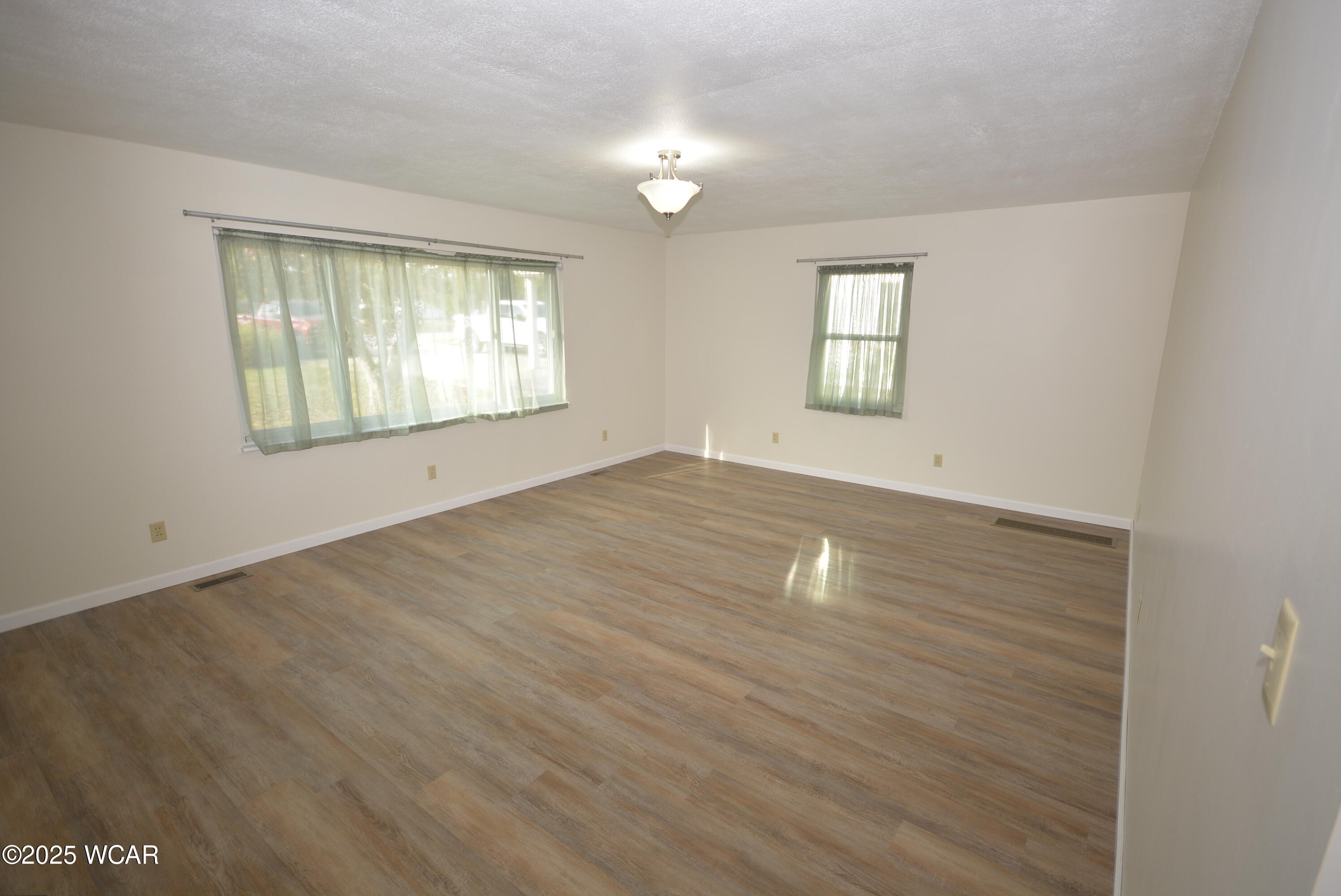 828 Circle Drive, Wapakoneta, Ohio