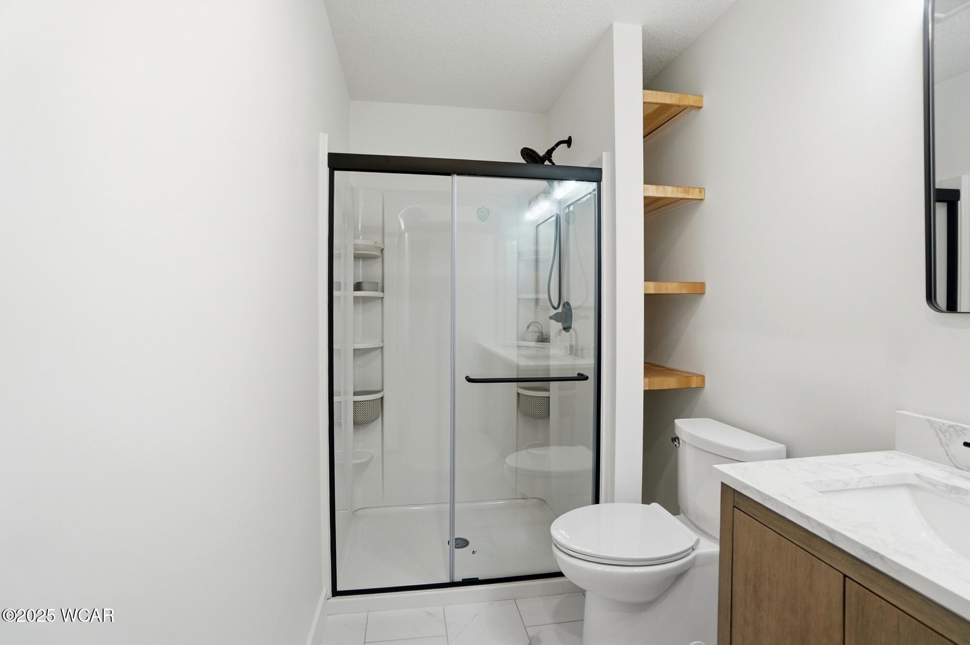 906 Aster Drive, Wapakoneta, Ohio