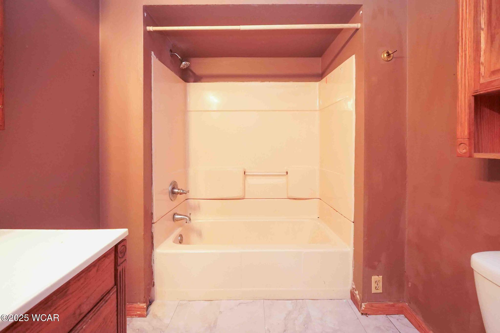 6601 Napoleon Road, Columbus Grove, Ohio