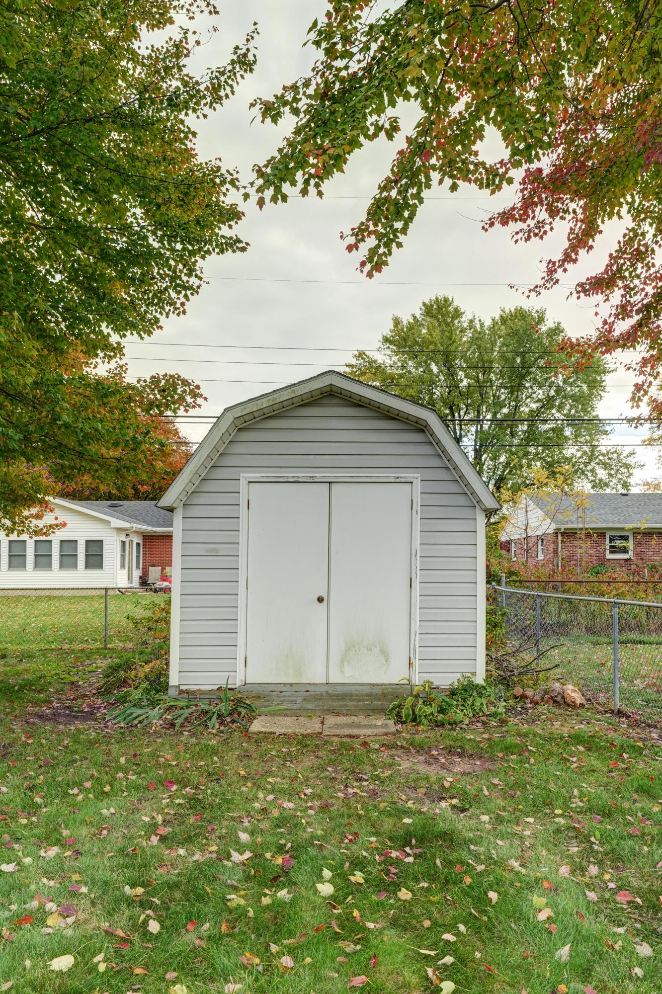 18 Greenmoor Drive, Arcanum, Ohio 45304