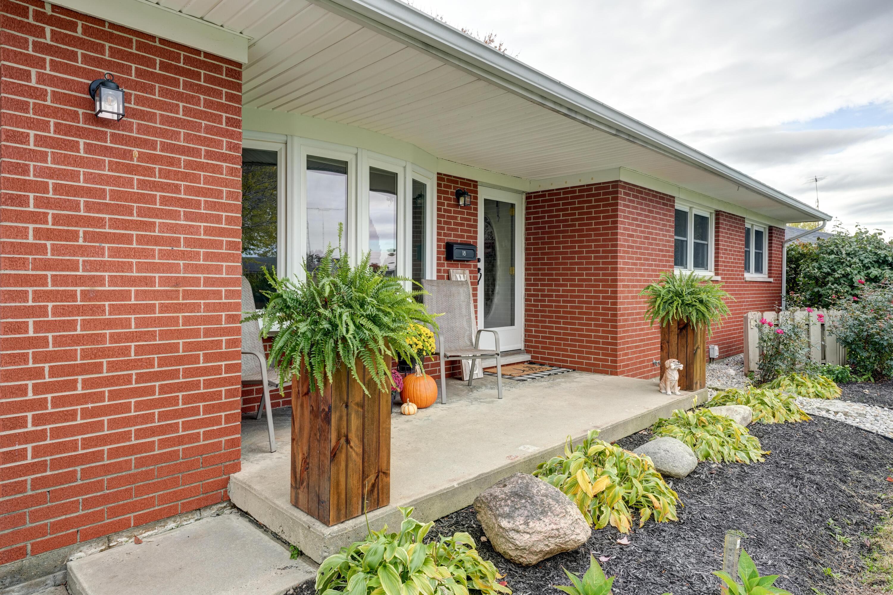 18 Greenmoor Drive, Arcanum, Ohio 45304