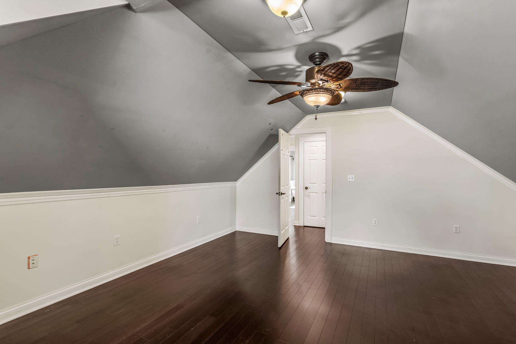 1225 Eastview Avenue, Columbus, Ohio 43212