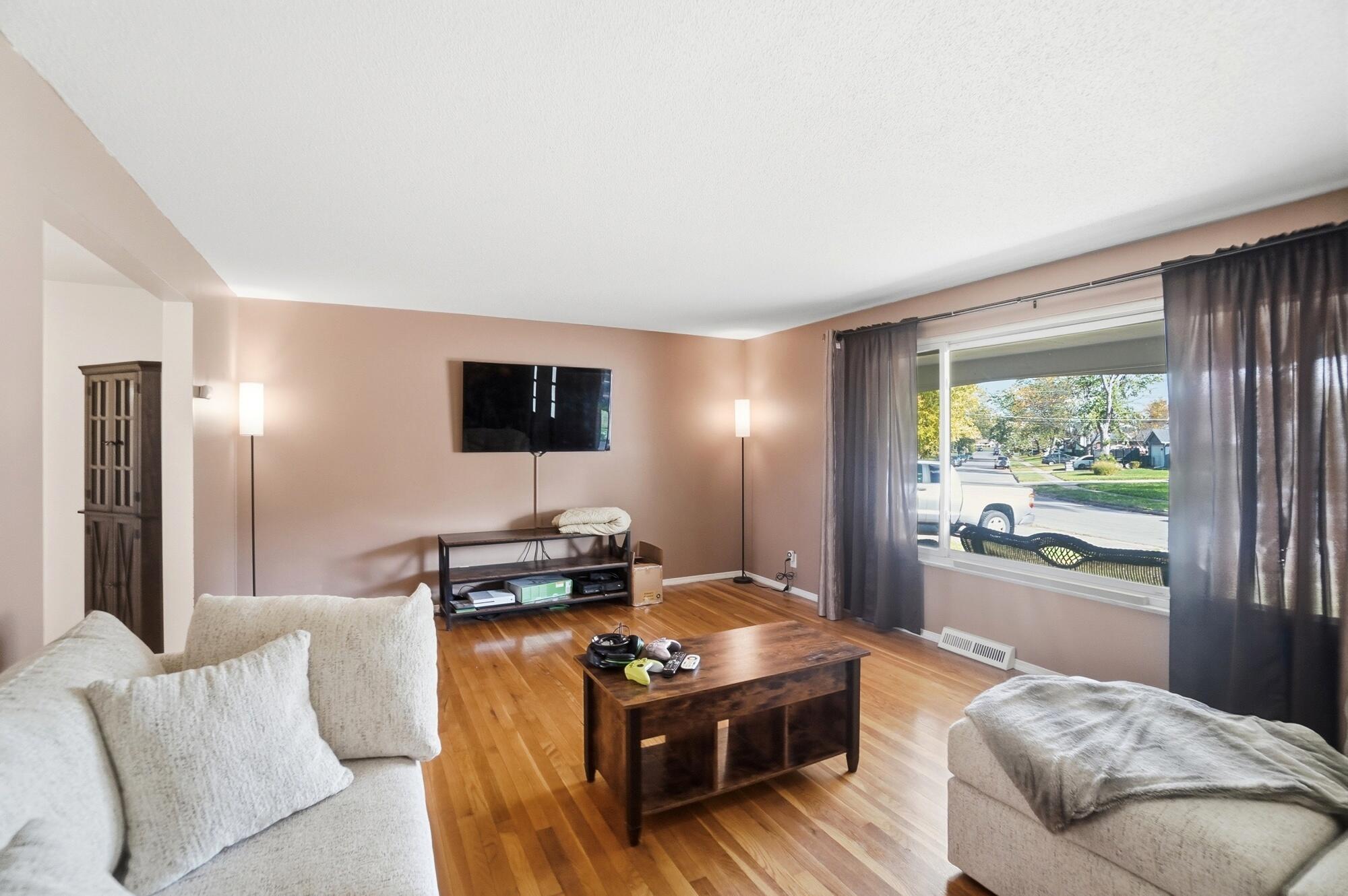 4849 Heatherton Drive, Columbus, Ohio 43229