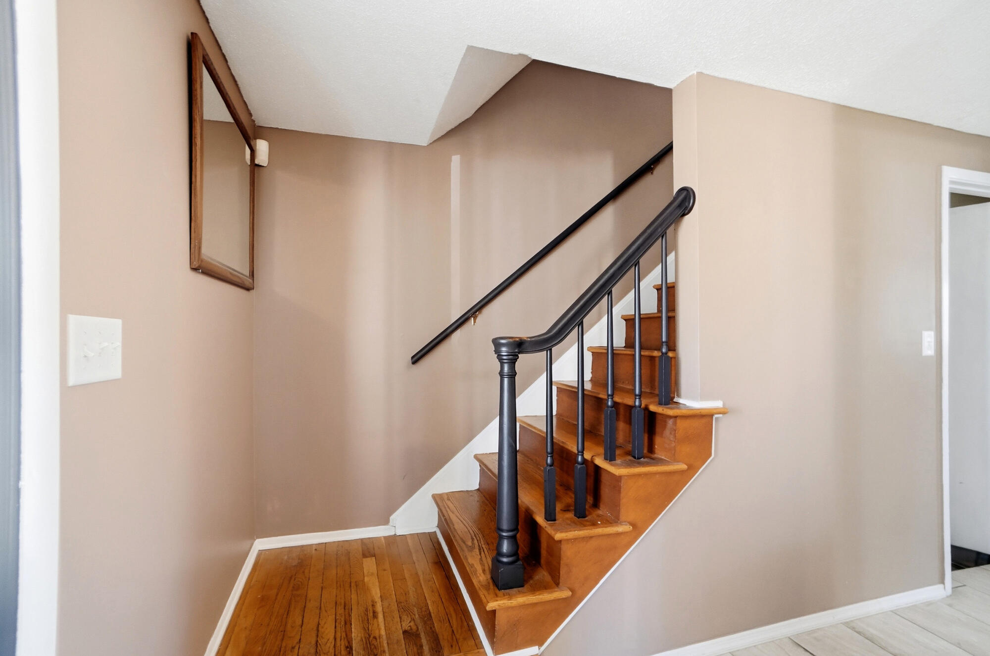 4849 Heatherton Drive, Columbus, Ohio 43229