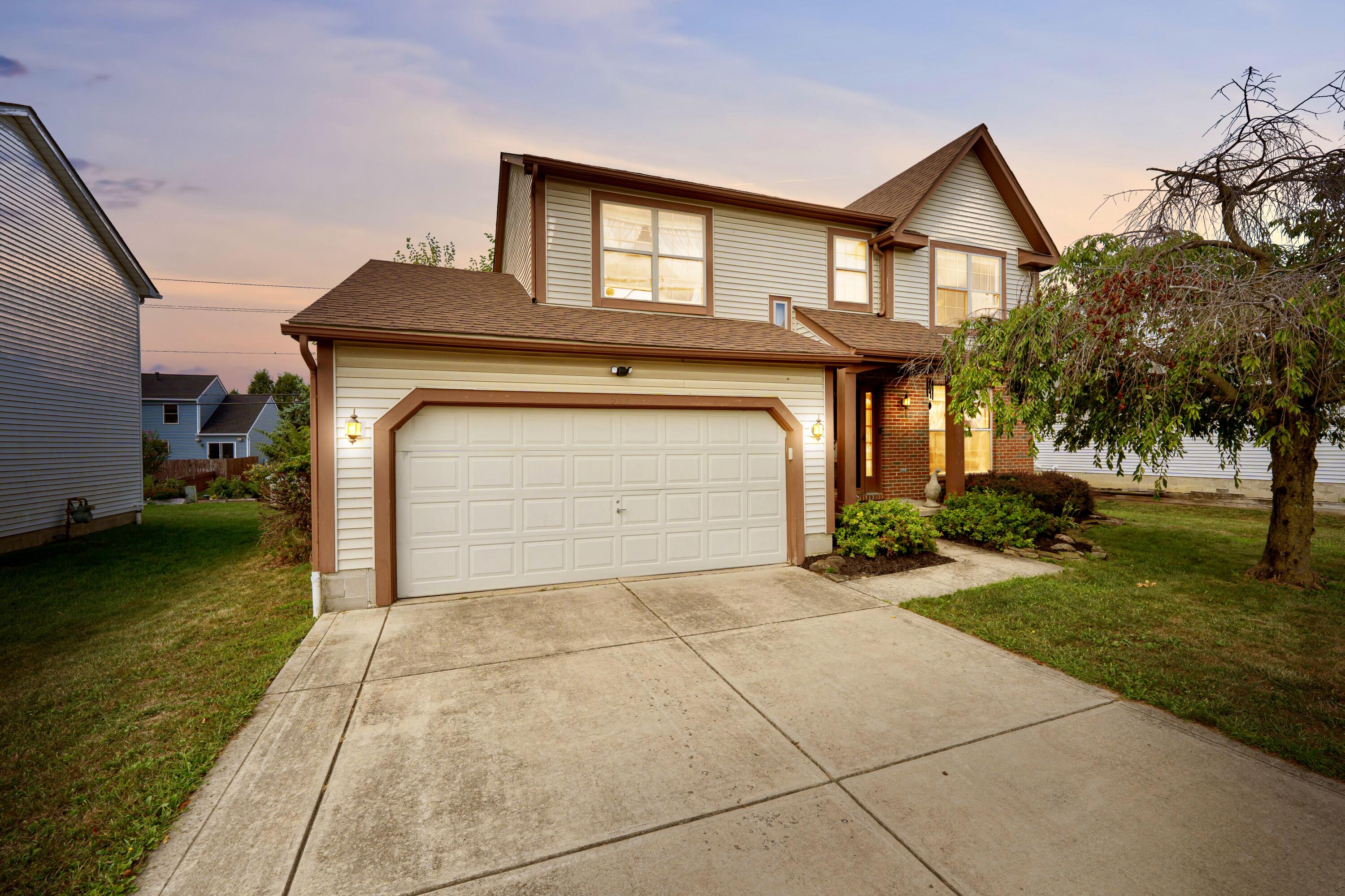 362 Hearthstone Drive, Delaware, Ohio 43015