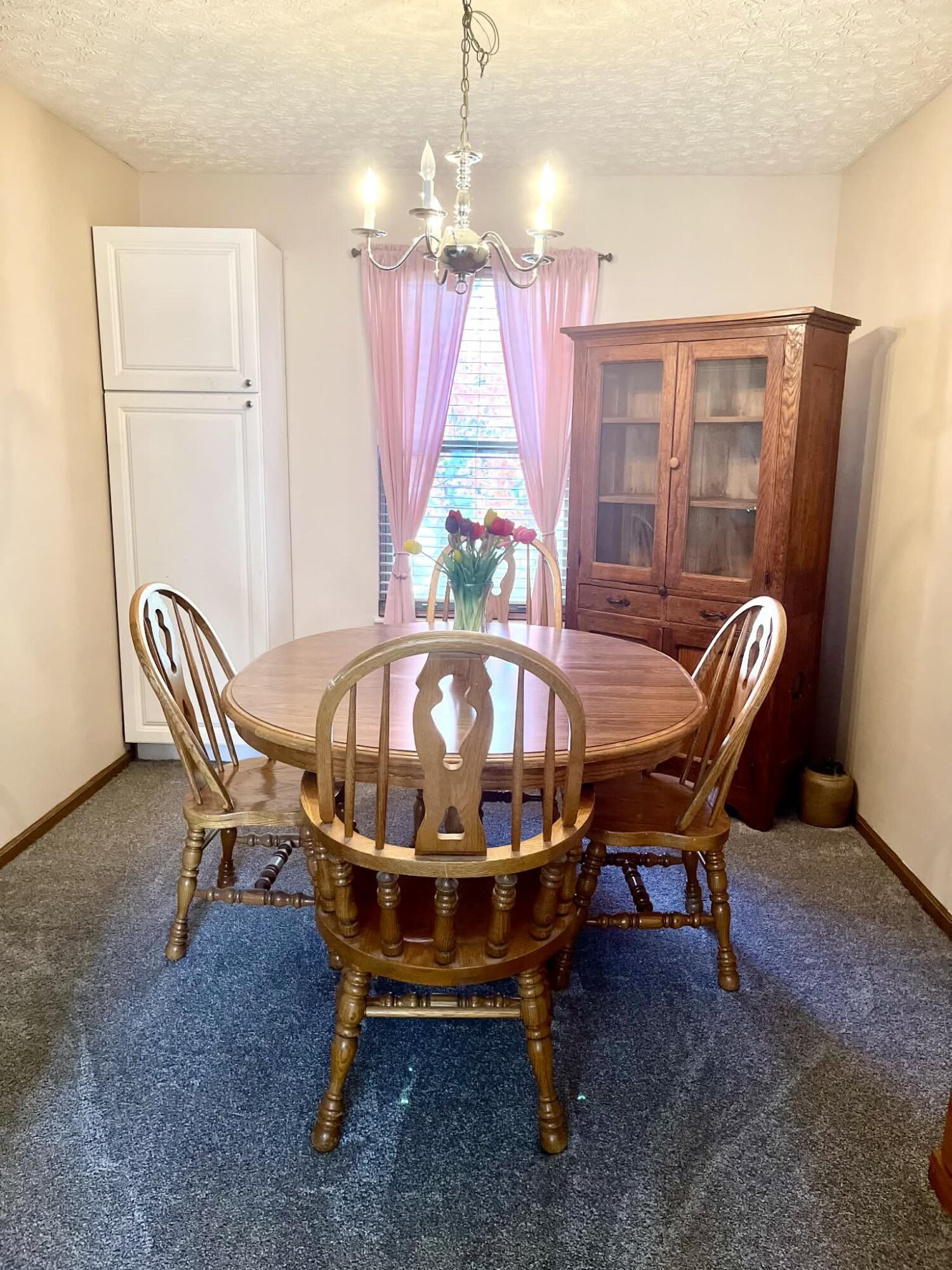 362 Hearthstone Drive, Delaware, Ohio 43015