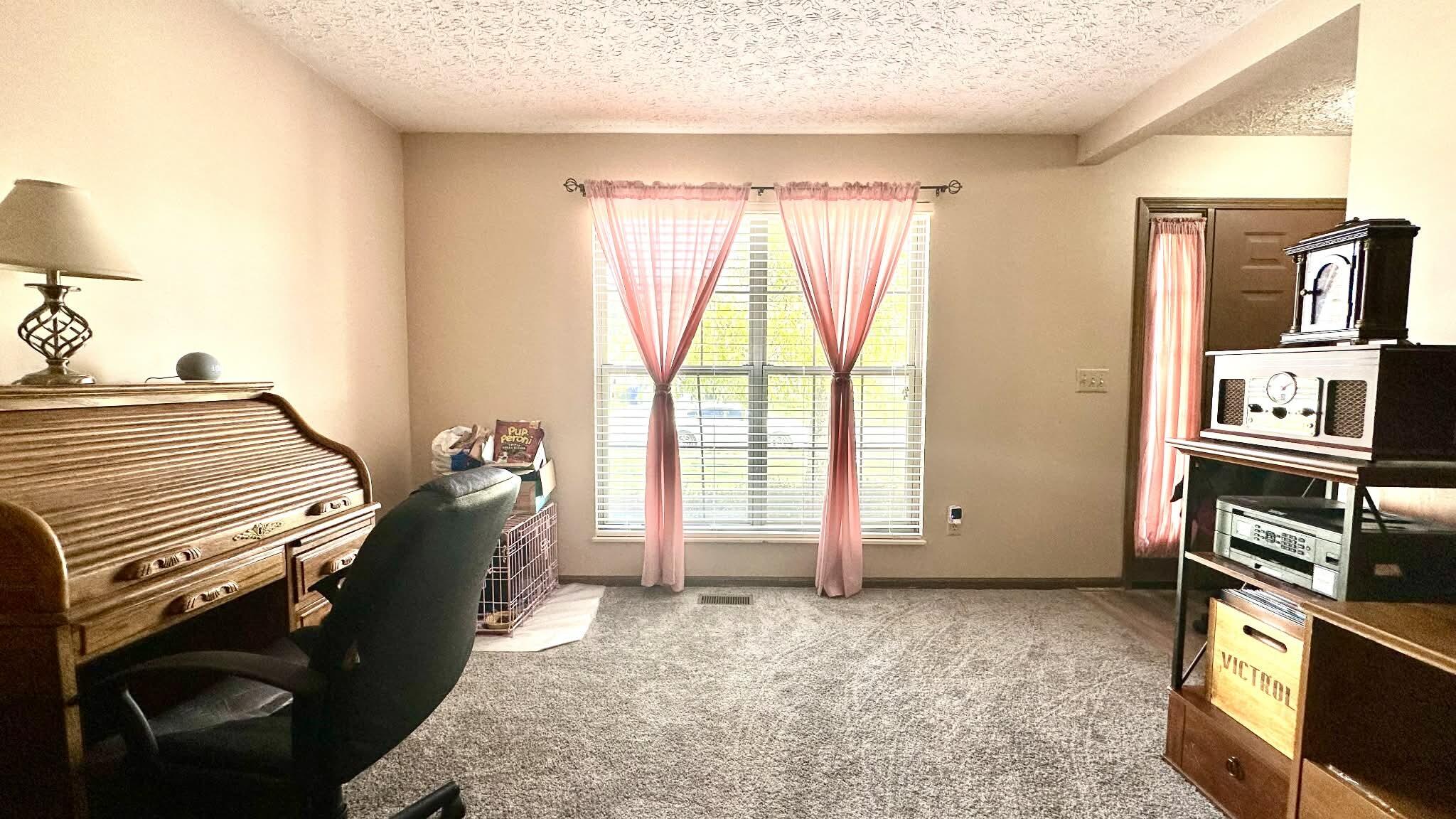 362 Hearthstone Drive, Delaware, Ohio 43015