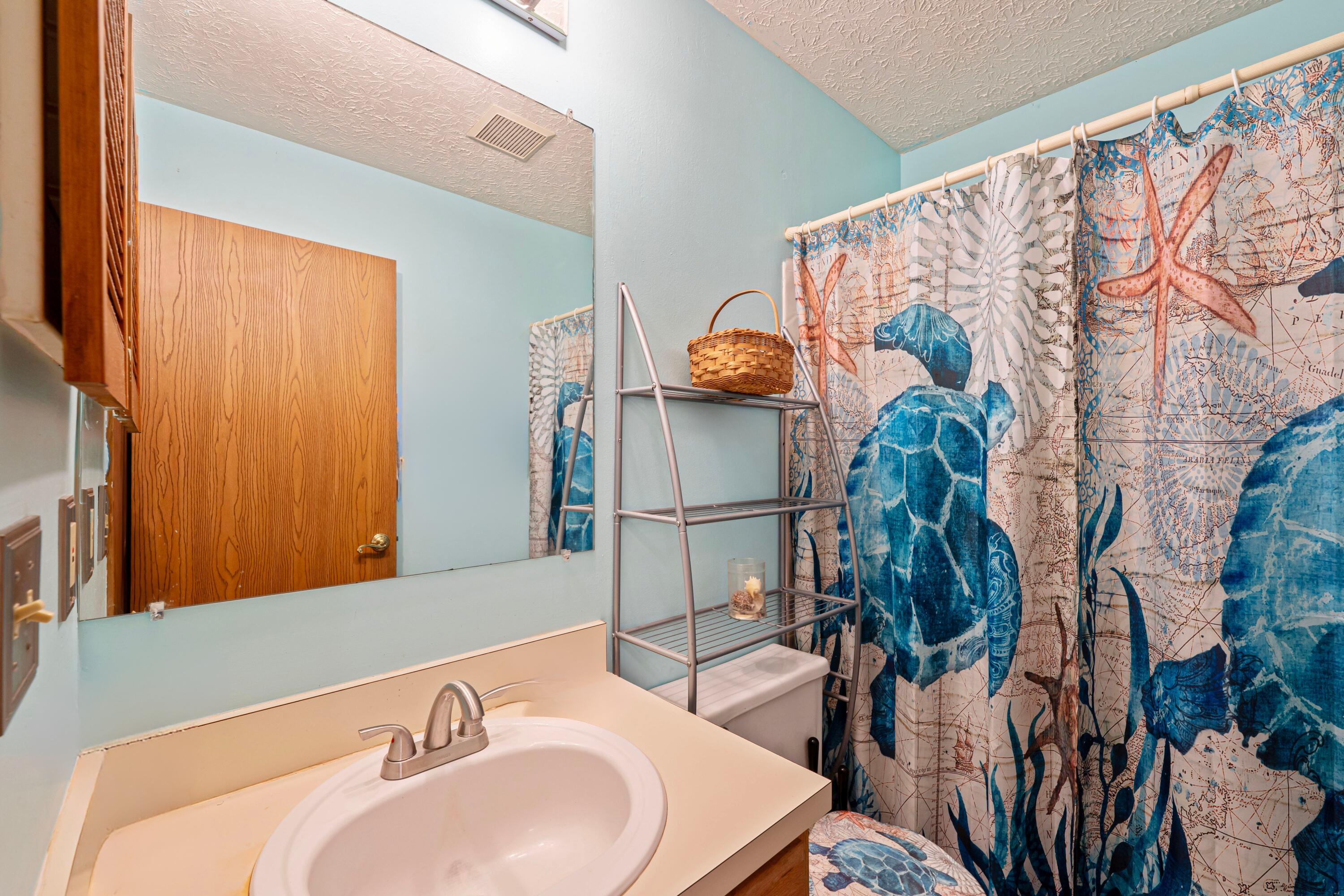 362 Hearthstone Drive, Delaware, Ohio 43015