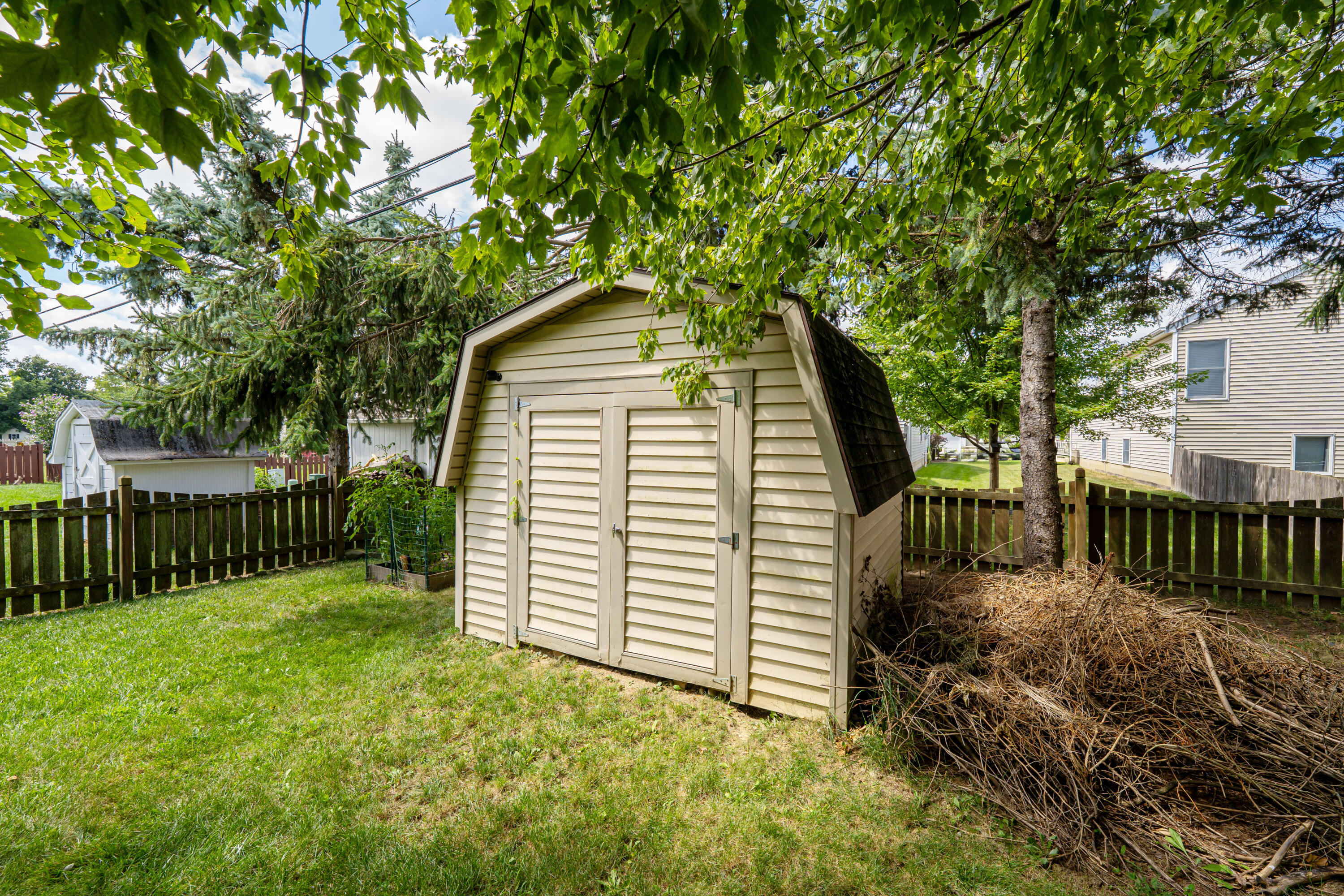 362 Hearthstone Drive, Delaware, Ohio 43015