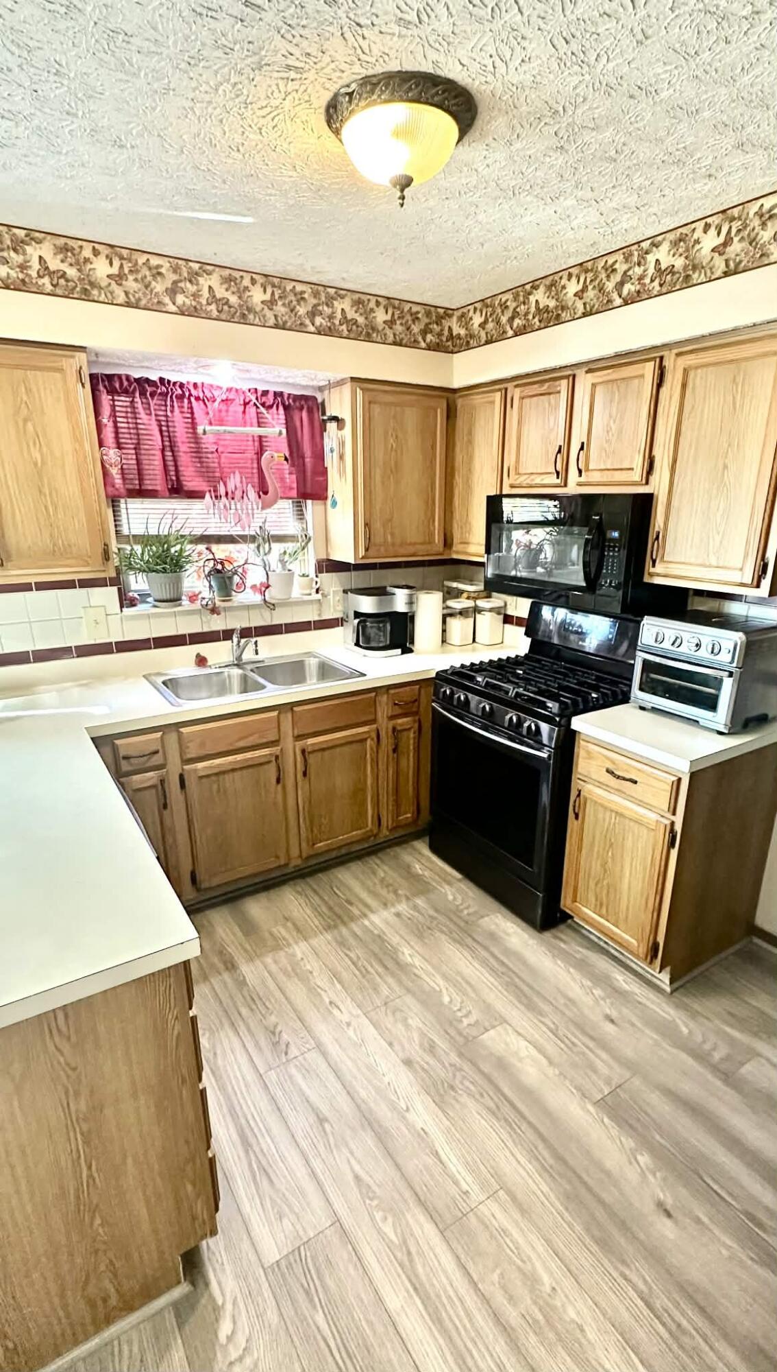 362 Hearthstone Drive, Delaware, Ohio 43015